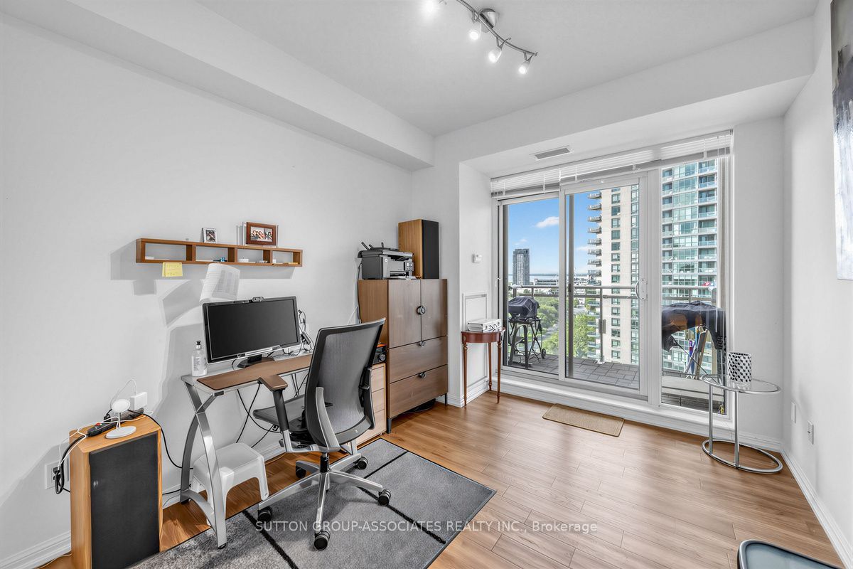 628 Fleet Street 1603 Property Photo 14