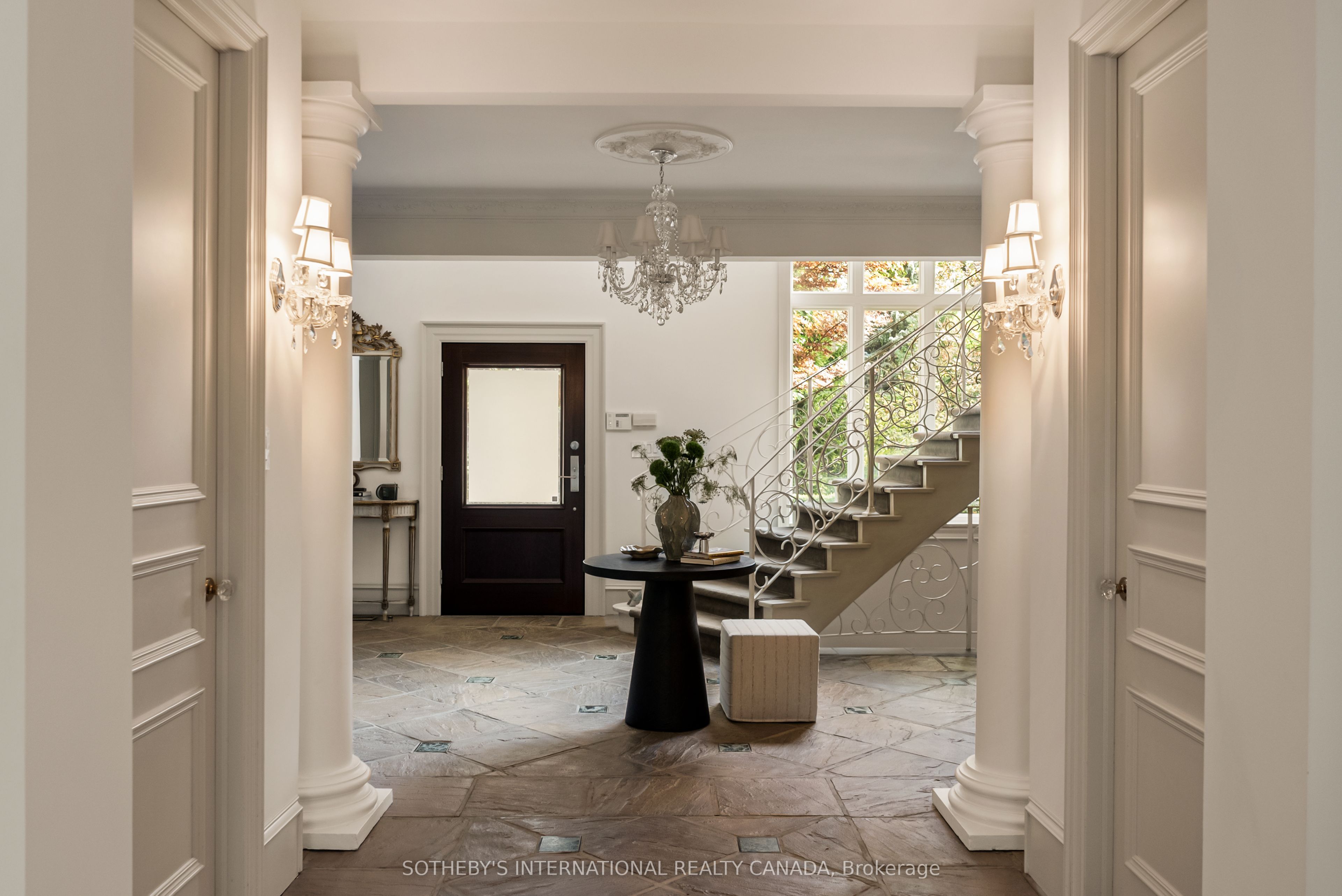 12 Forest Glen Crescent Property Photo 8