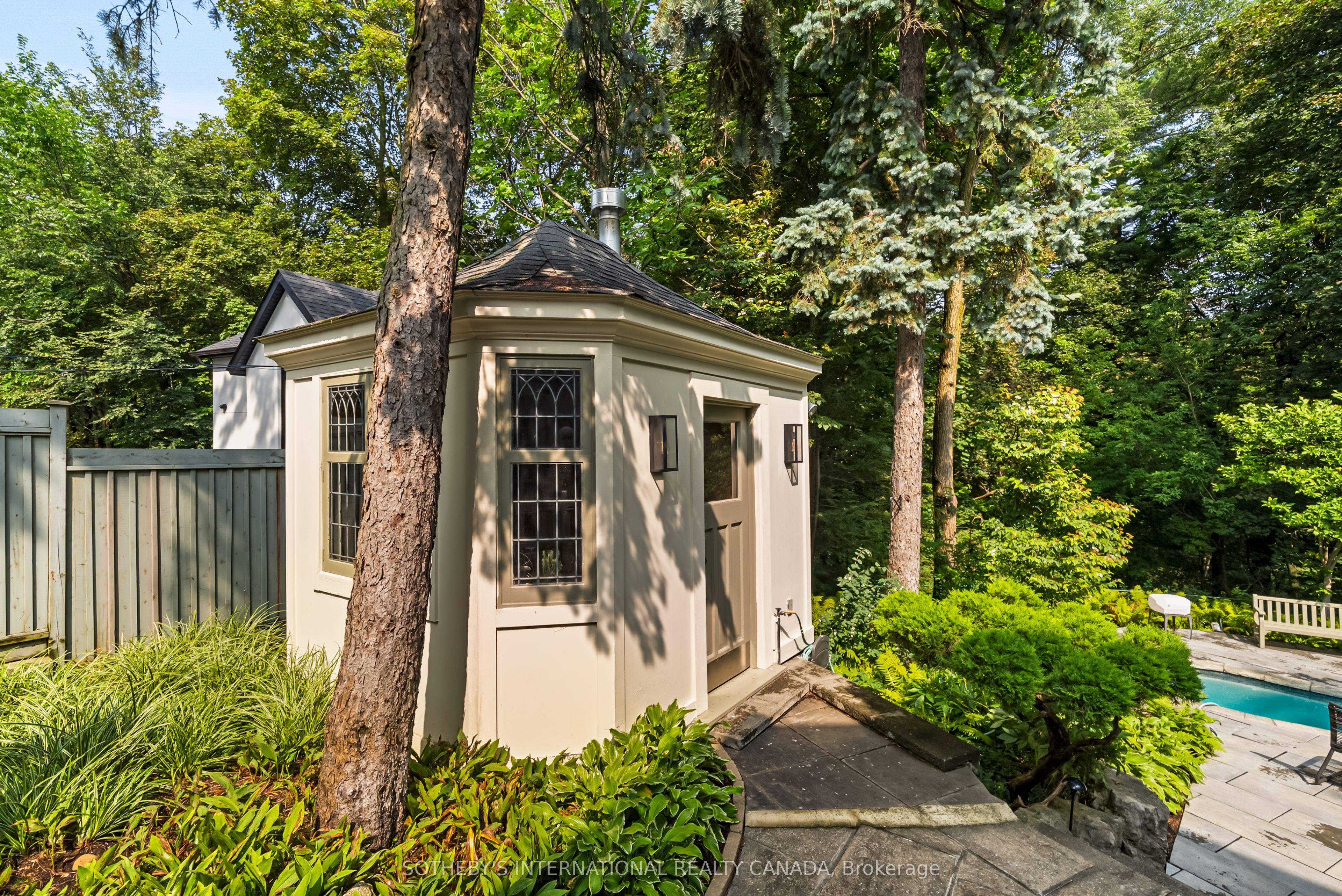 12 Forest Glen Crescent Property Photo 46