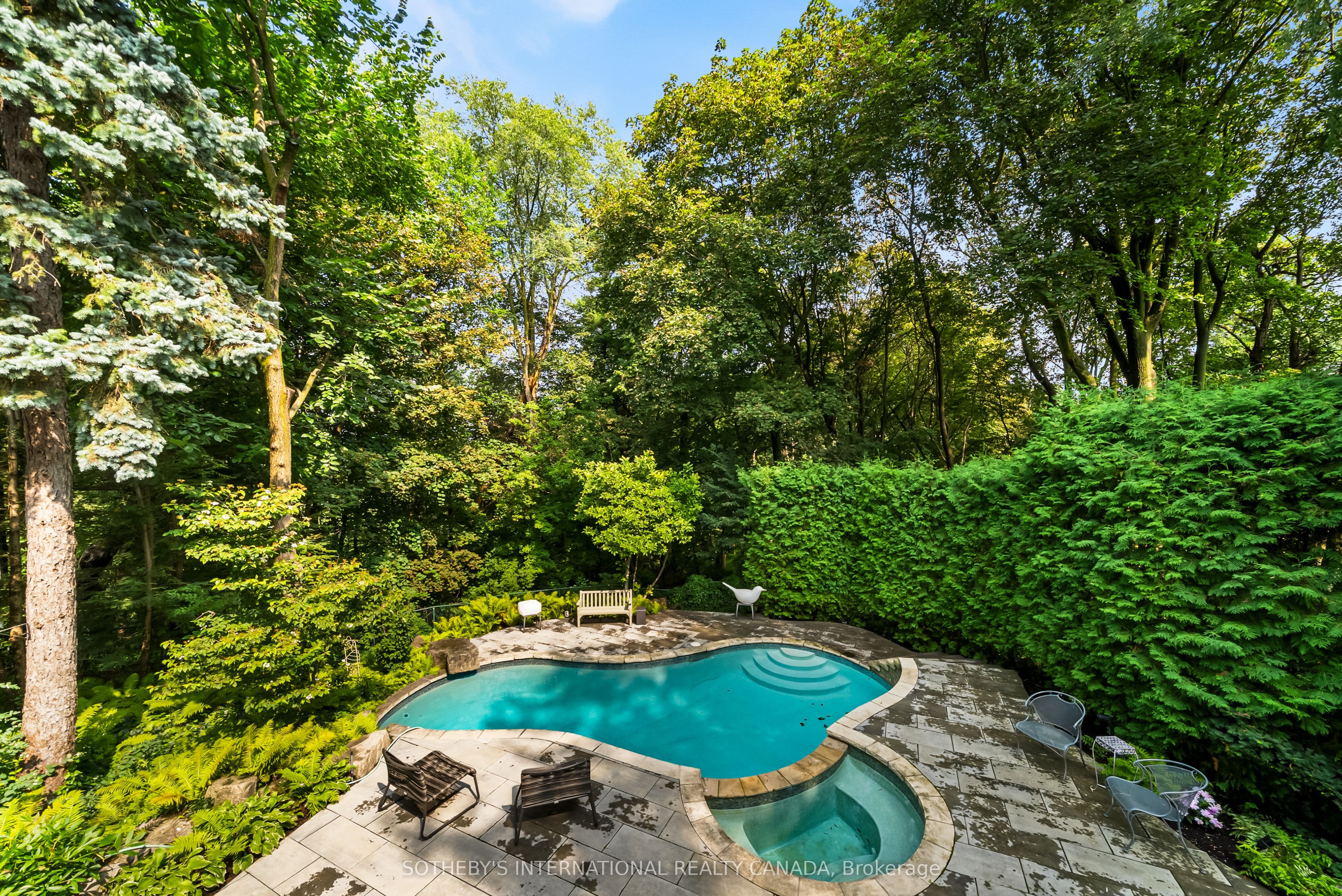 12 Forest Glen Crescent Property Photo 48