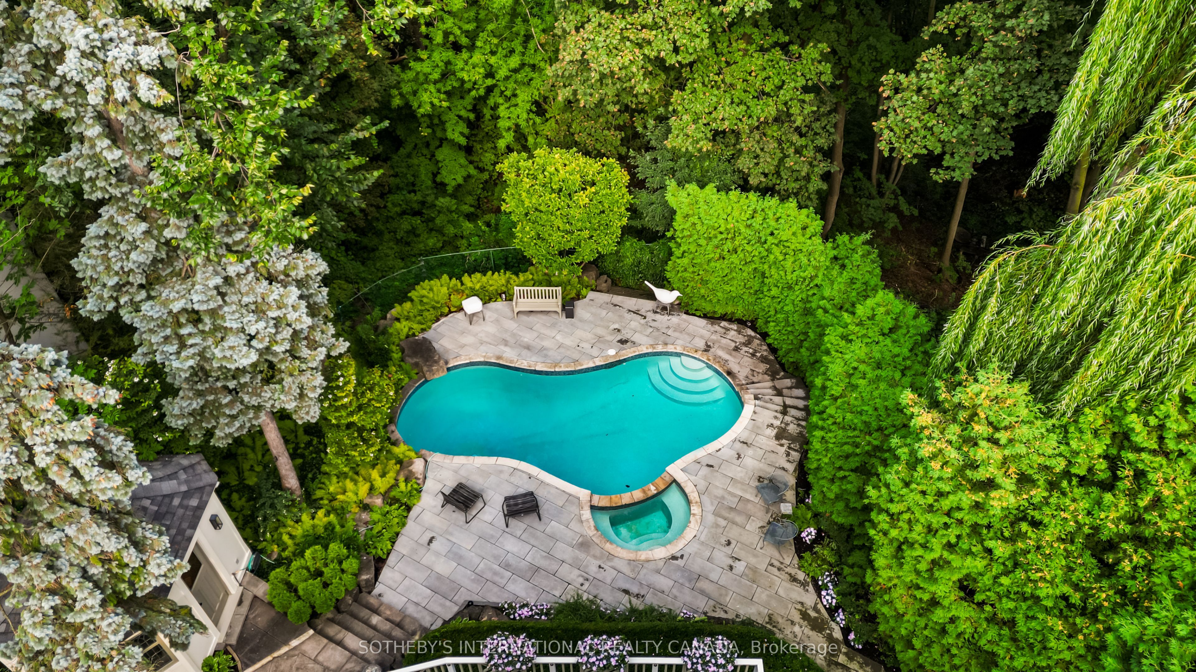 12 Forest Glen Crescent Property Photo 49