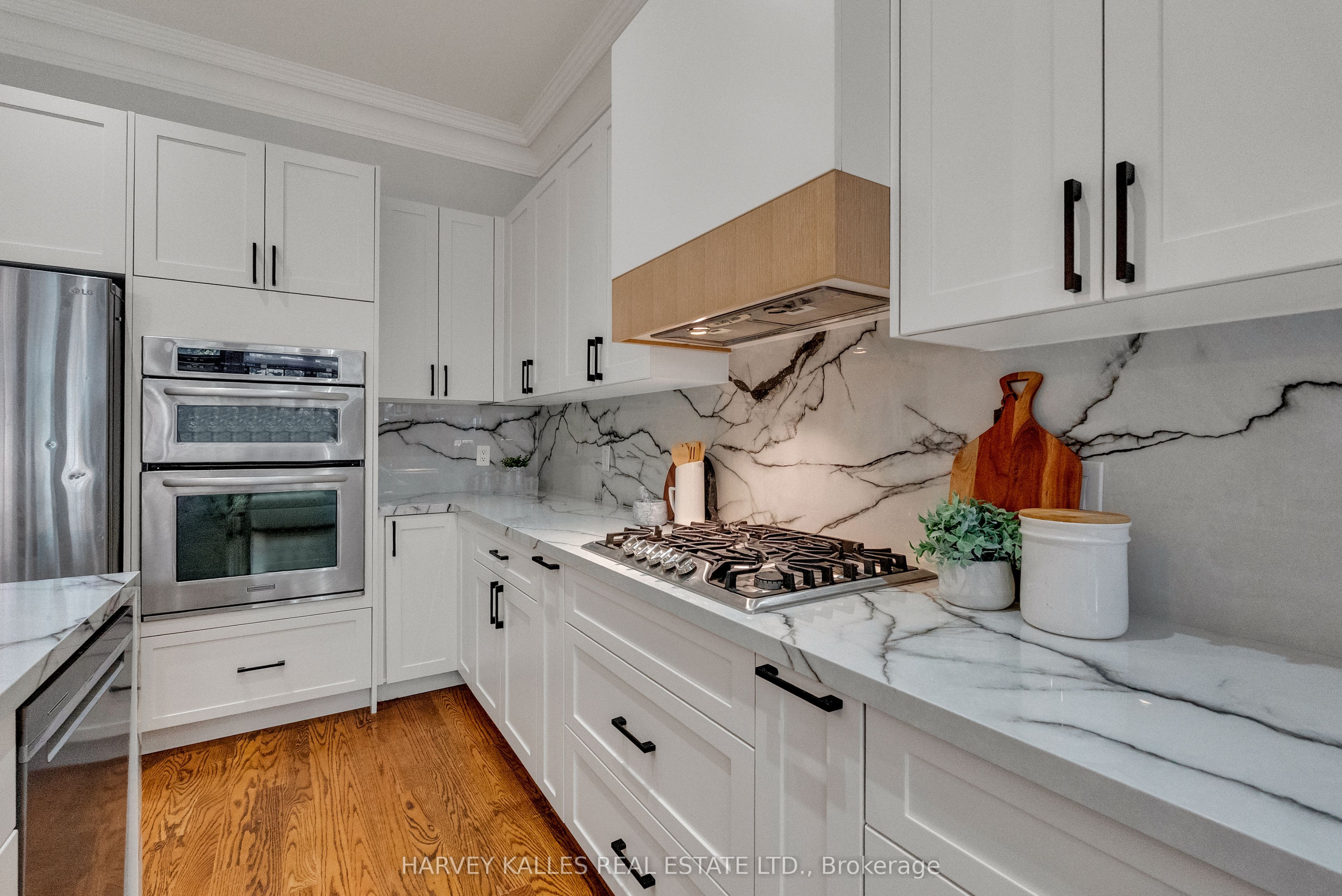 168 Roe Avenue Property Photo 16