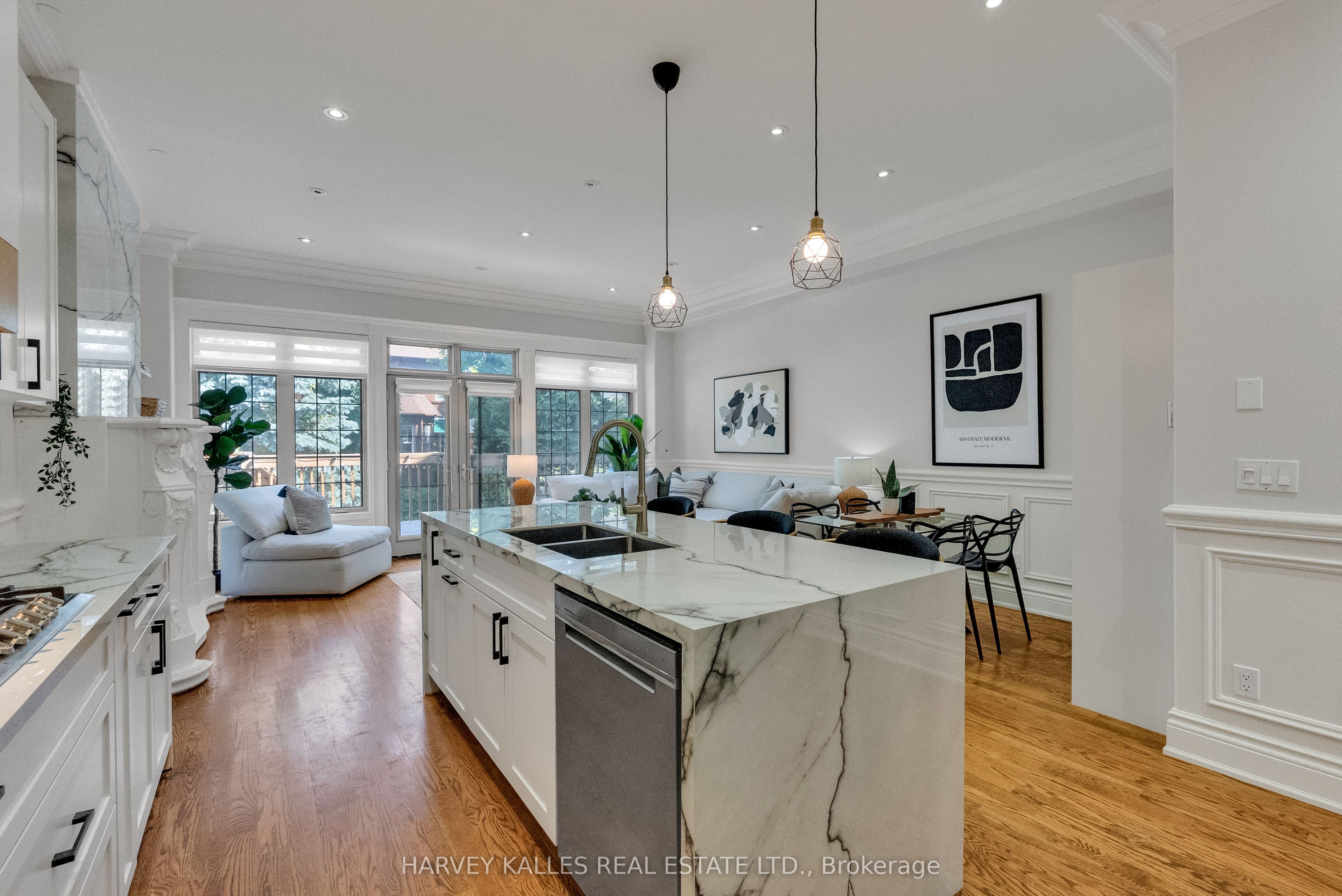 168 Roe Avenue Property Photo 18