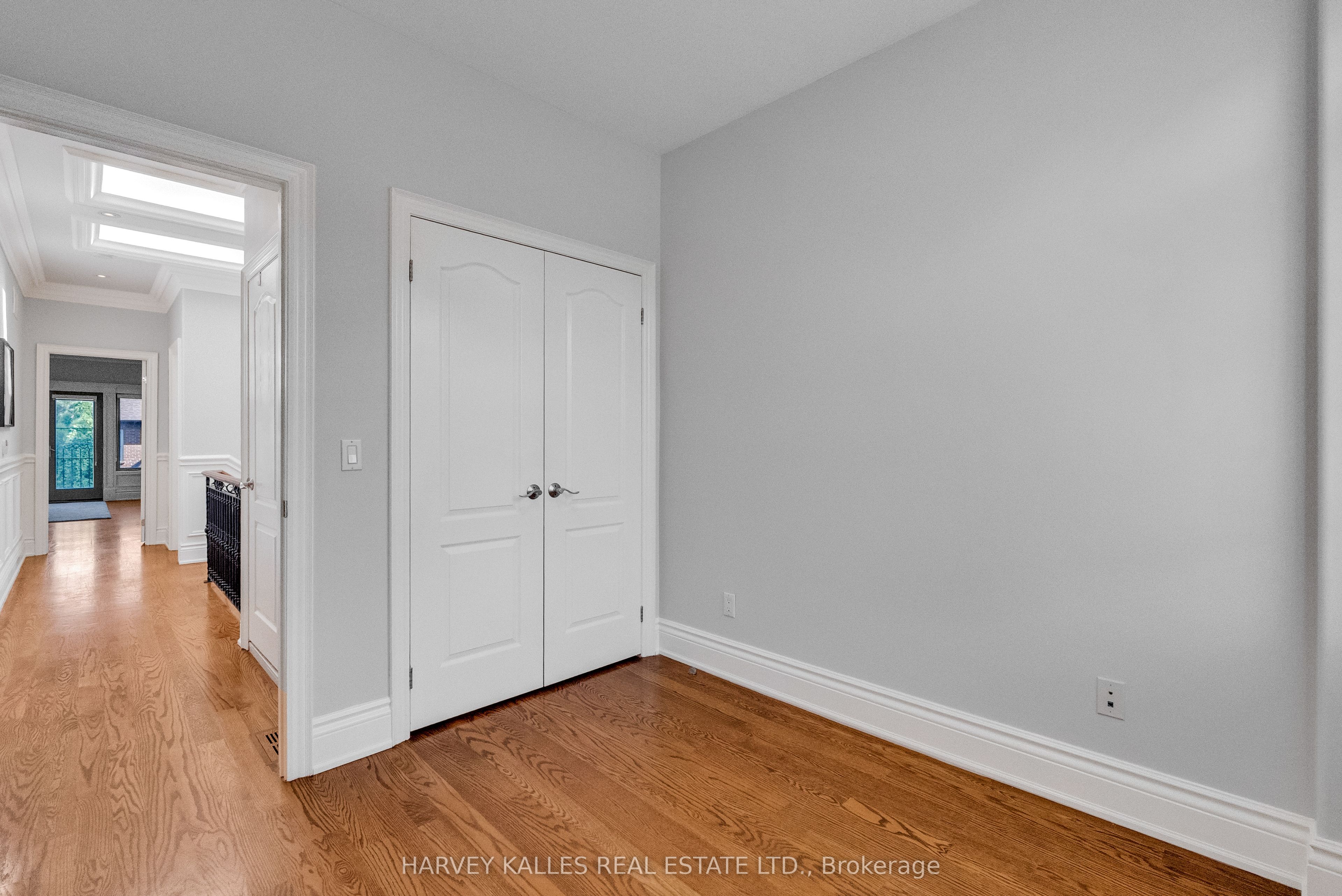 168 Roe Avenue Property Photo 39