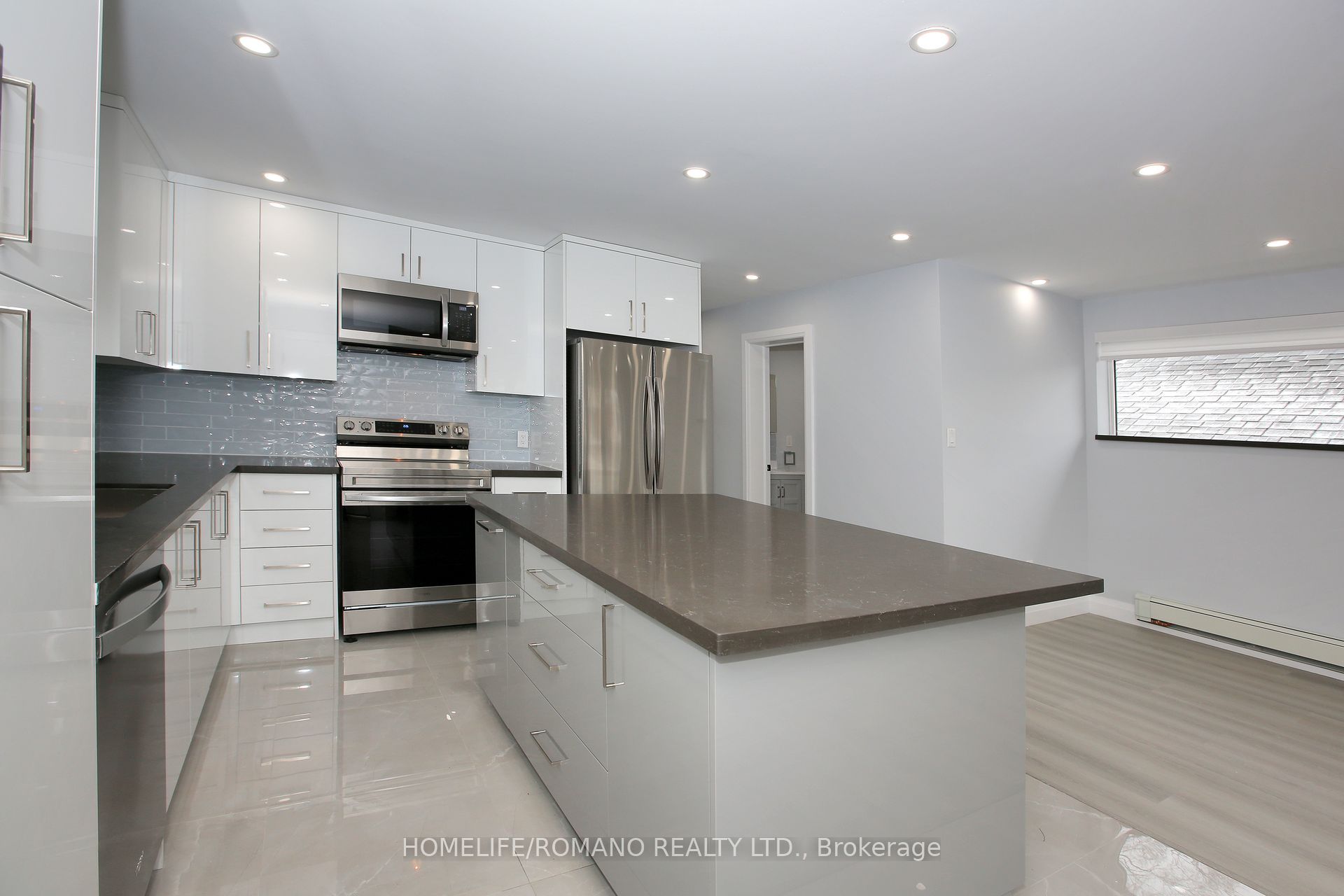 177 Robina Avenue A Property Photo 6