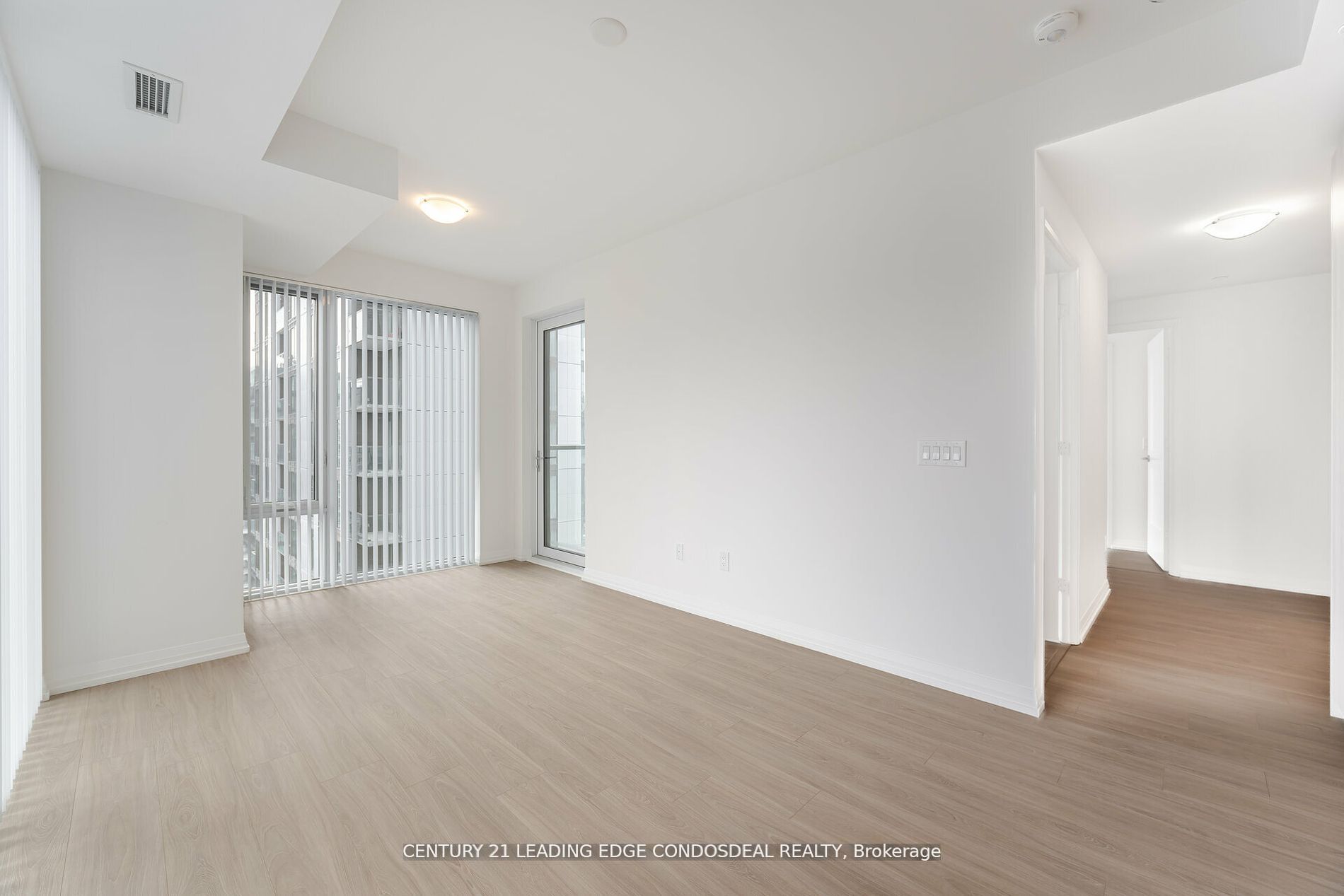 28 Widmer Street 4929 Property Photo 10