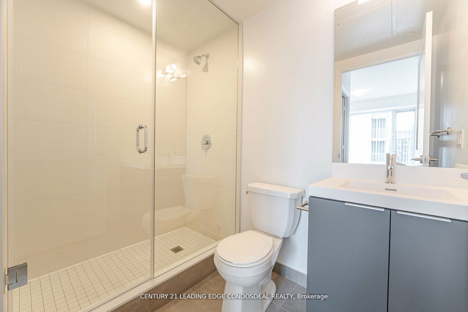 28 Widmer Street 4929 Property Photo 20