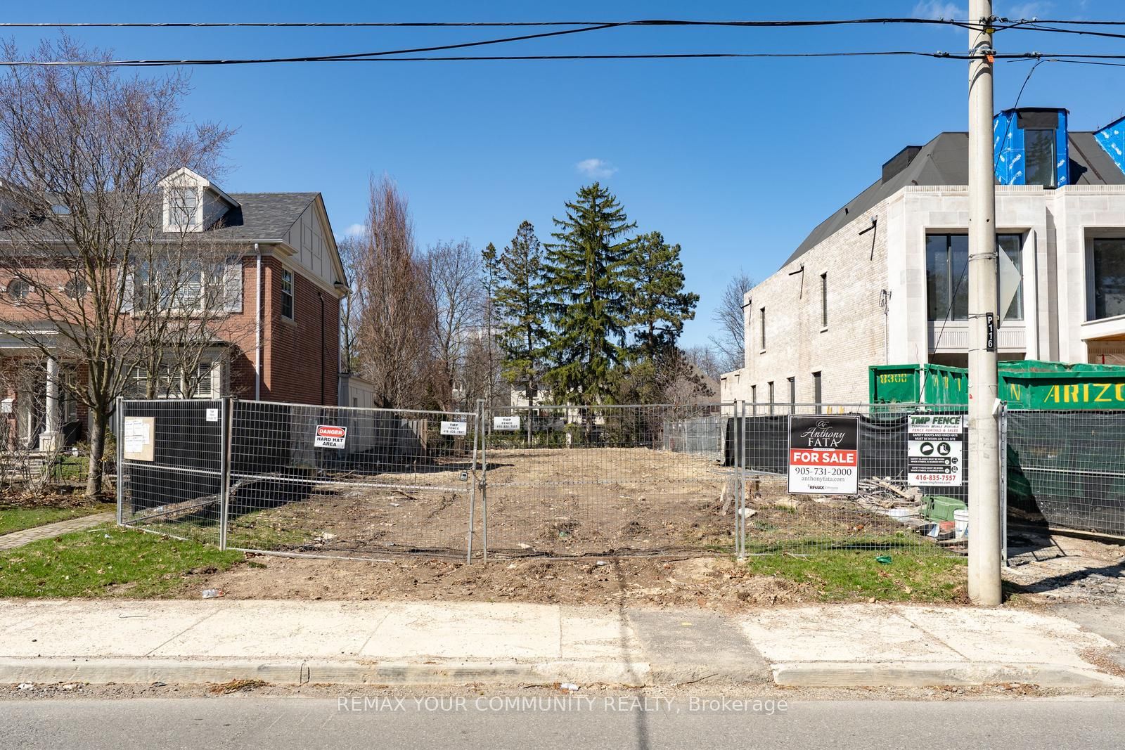 390 Glencairn Avenue Property Photo 6