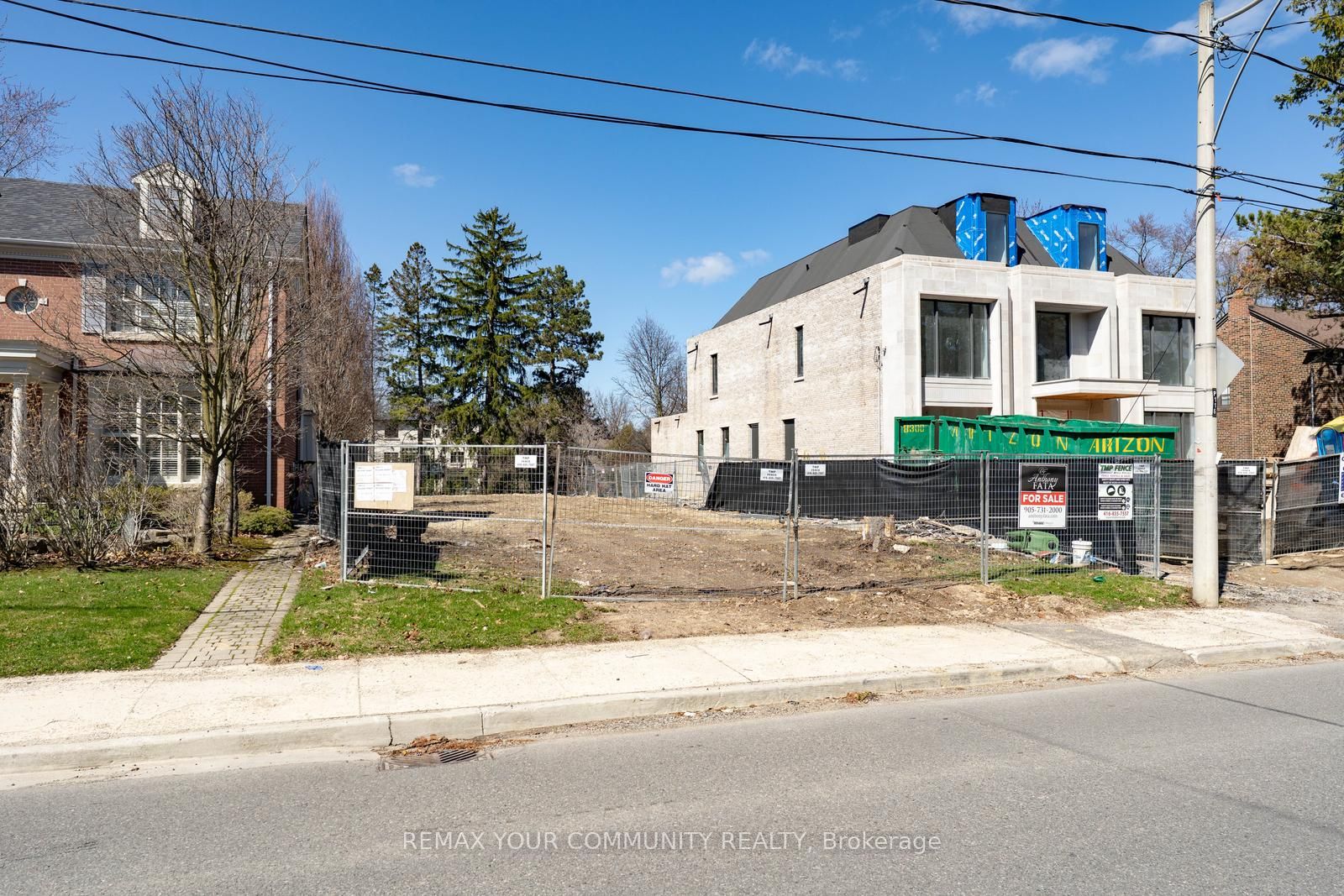390 Glencairn Avenue Property Photo 7
