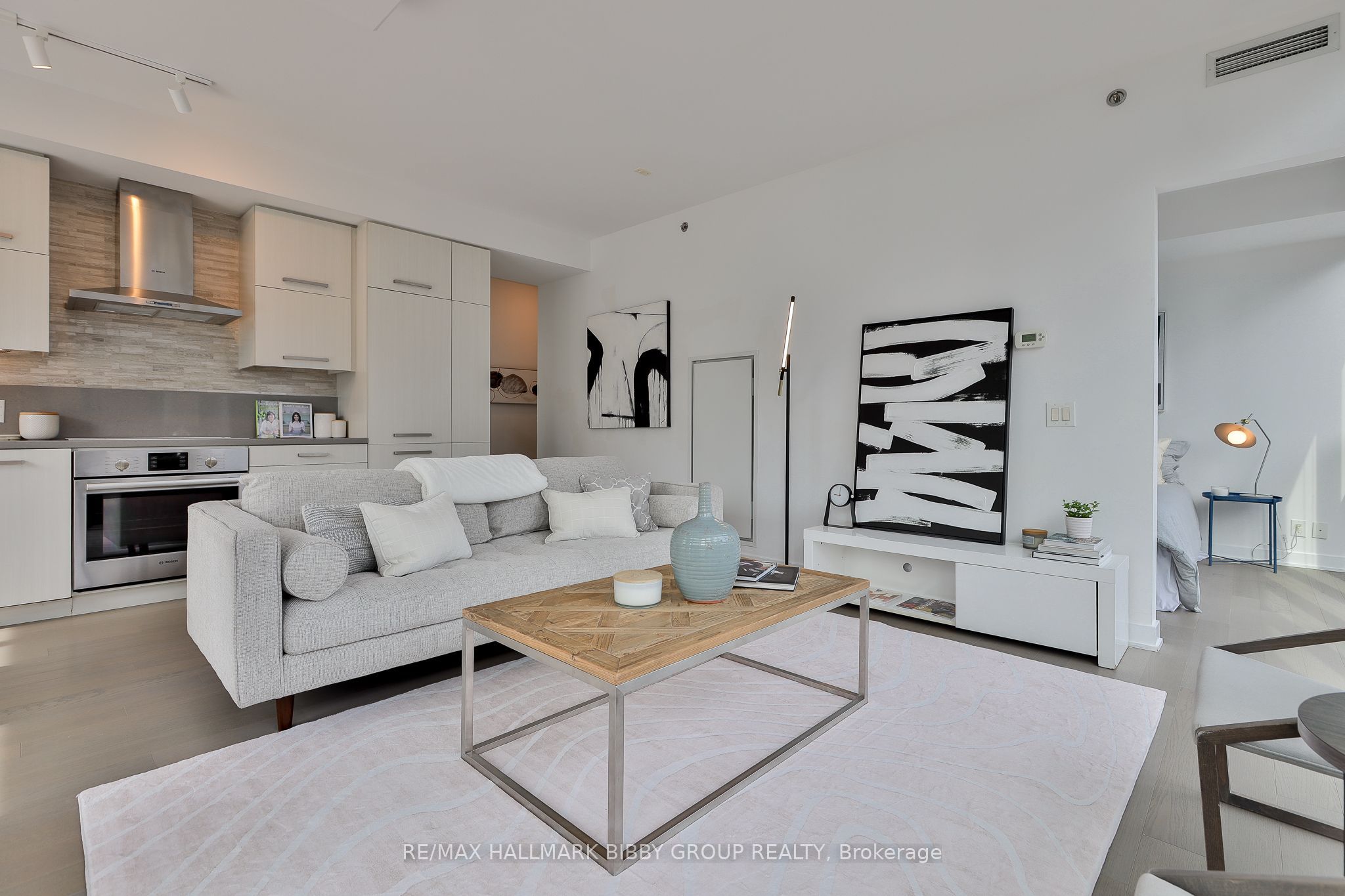15 Beverley Street 710 Property Photo 7