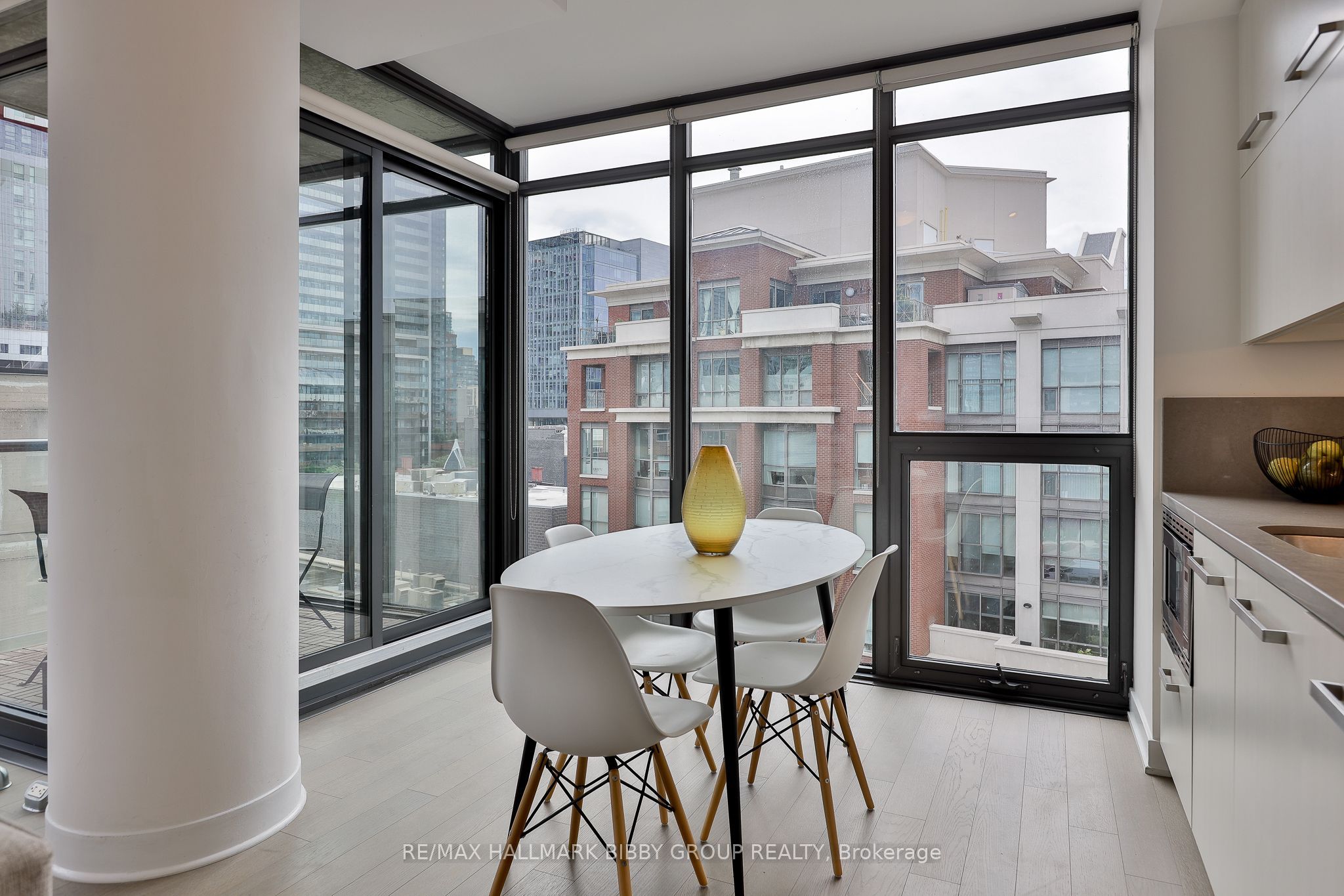 15 Beverley Street 710 Property Photo 9