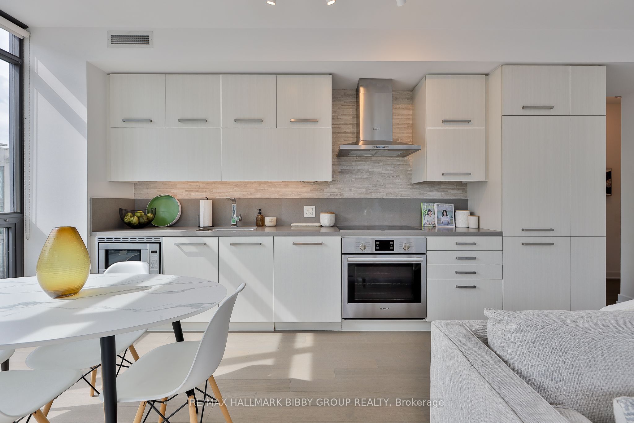 15 Beverley Street 710 Property Photo 12