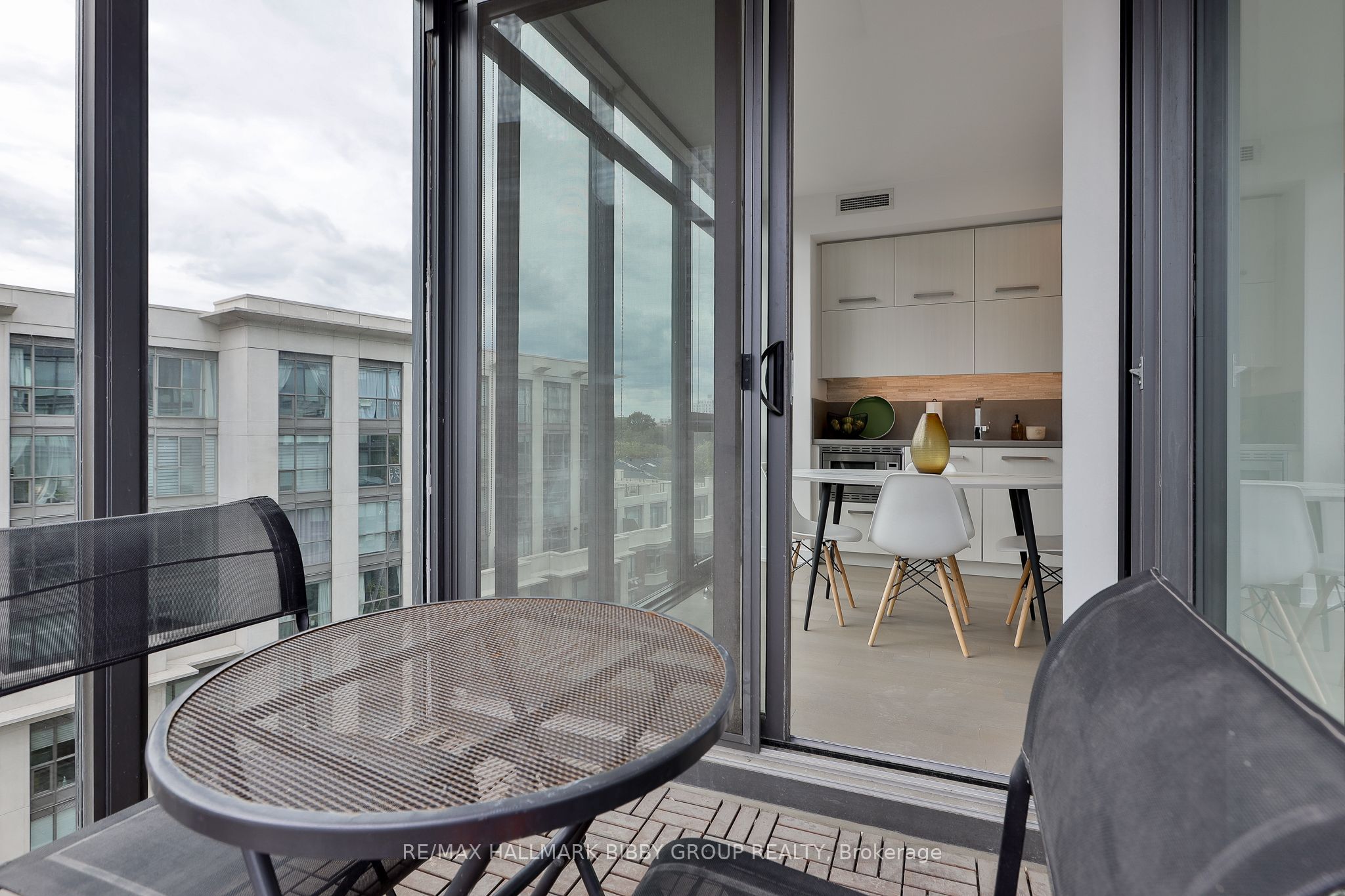 15 Beverley Street 710 Property Photo 27