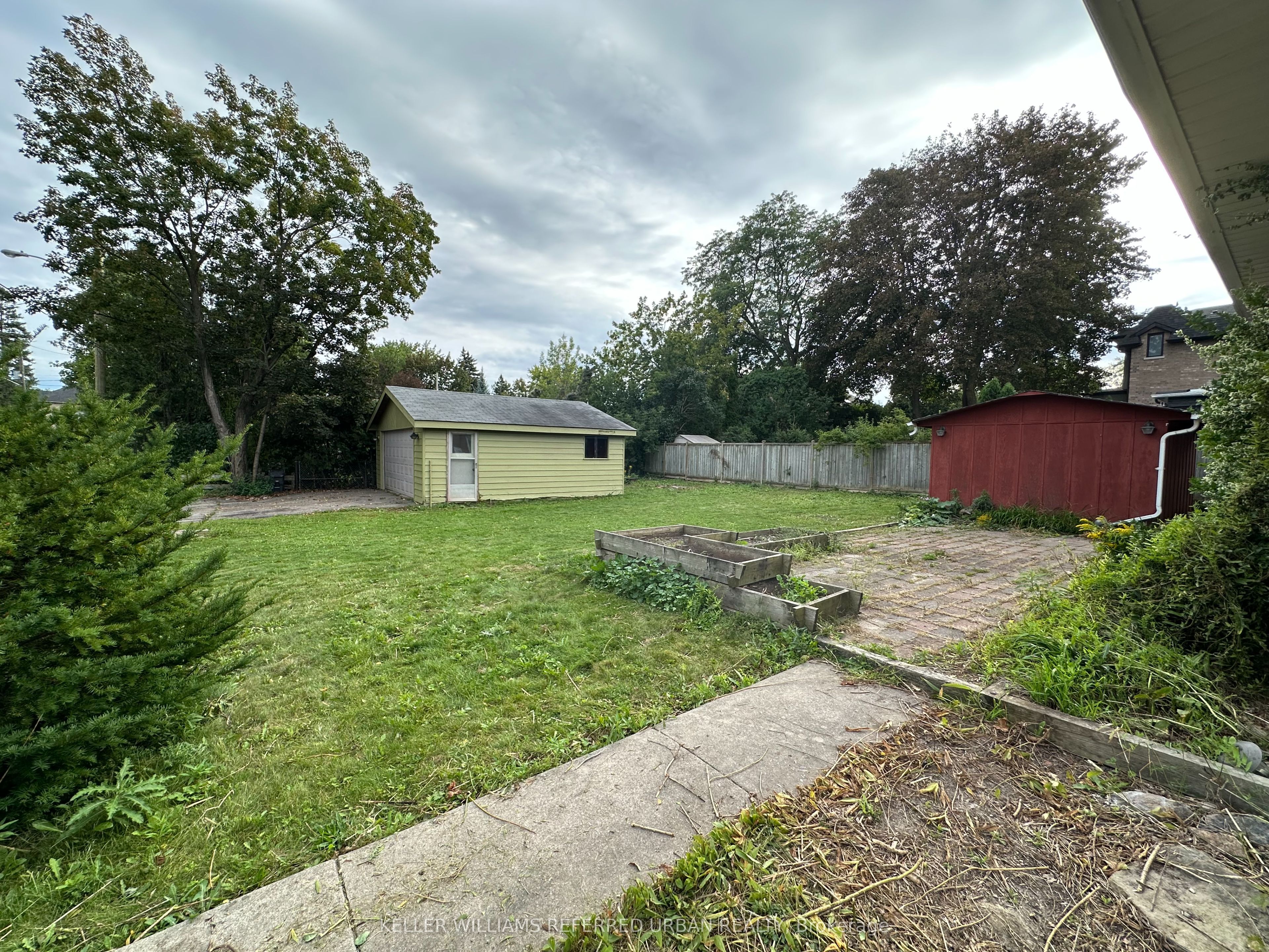 153 Newton Drive Property Photo 5