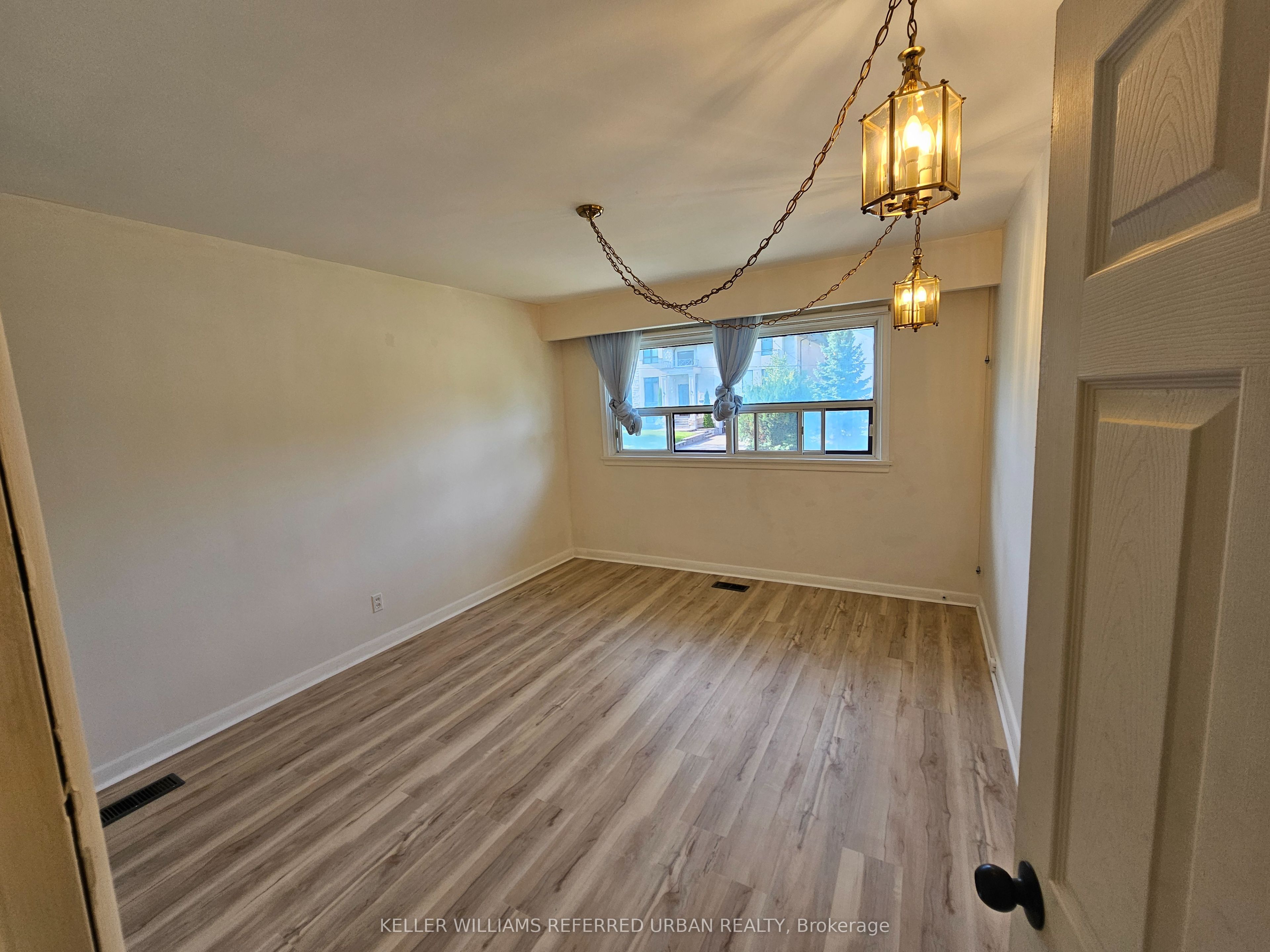 153 Newton Drive Property Photo 11