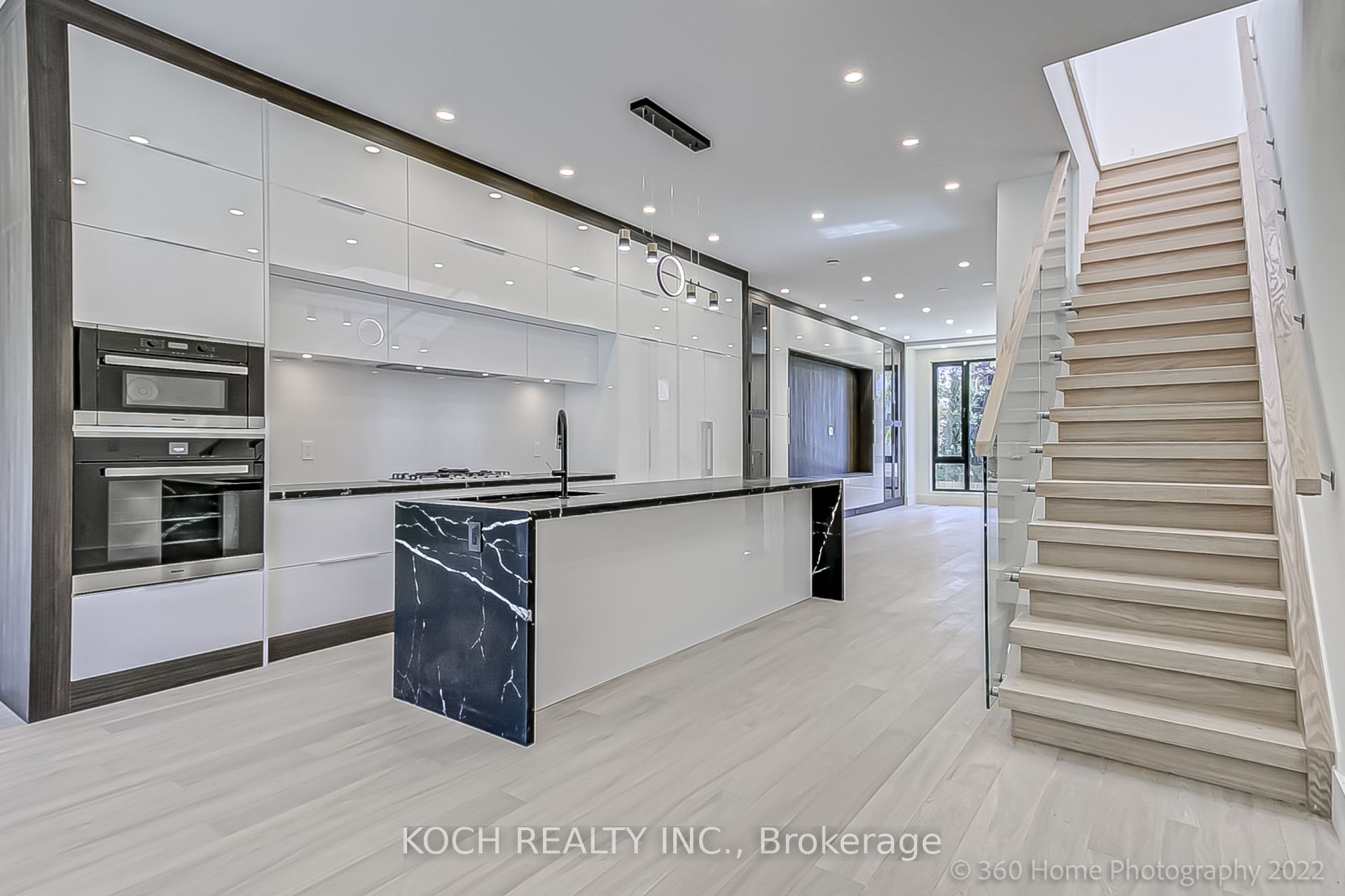 184 Falkirk Street Property Photo 4