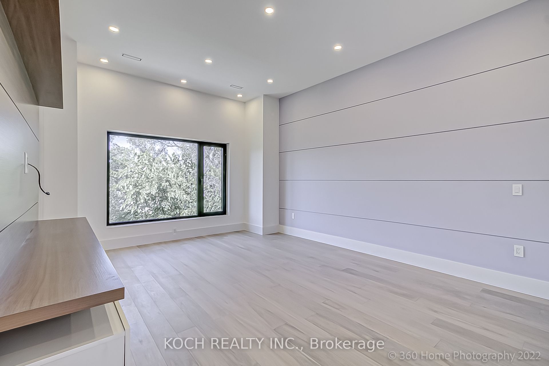 184 Falkirk Street Property Photo 17