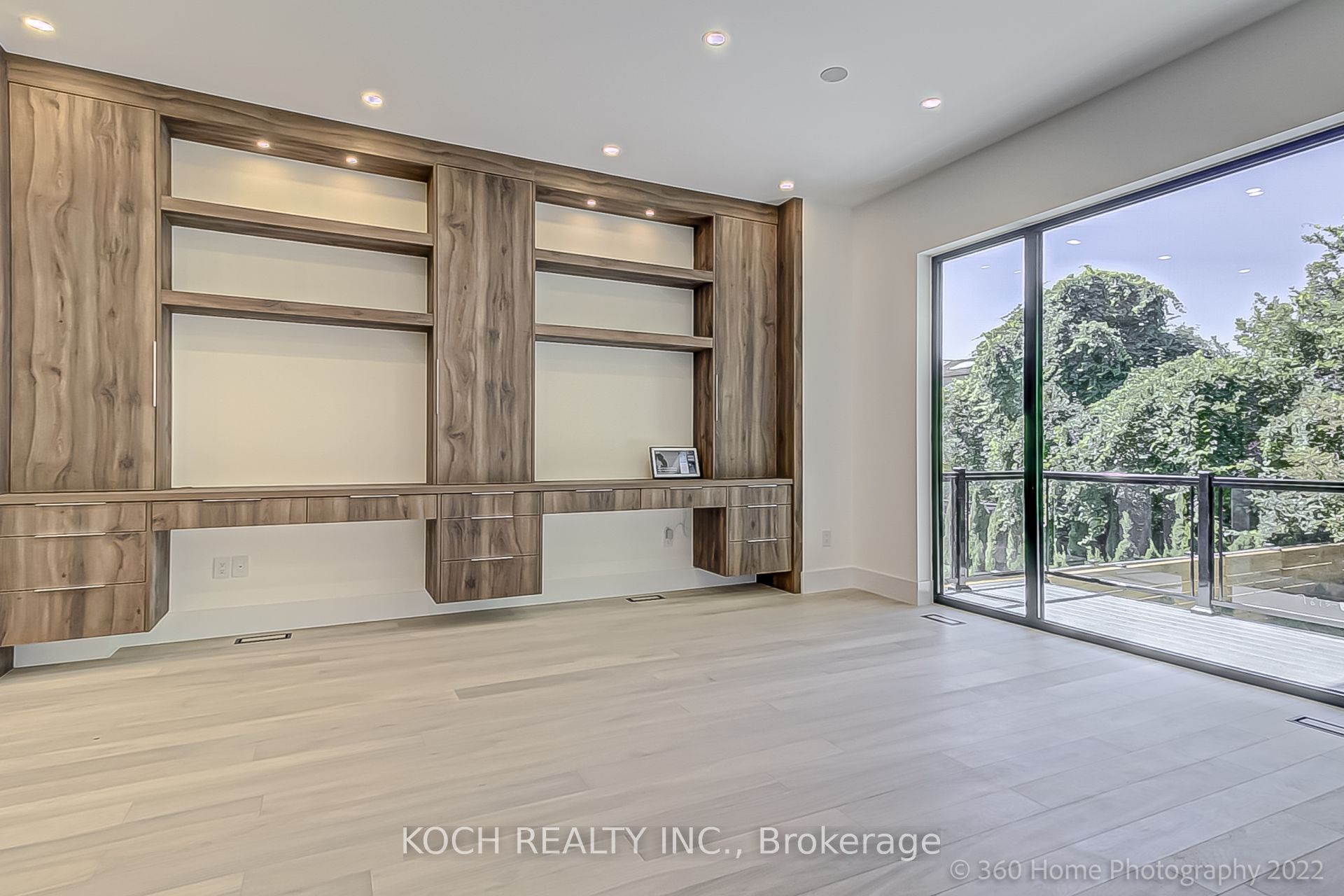 184 Falkirk Street Property Photo 20