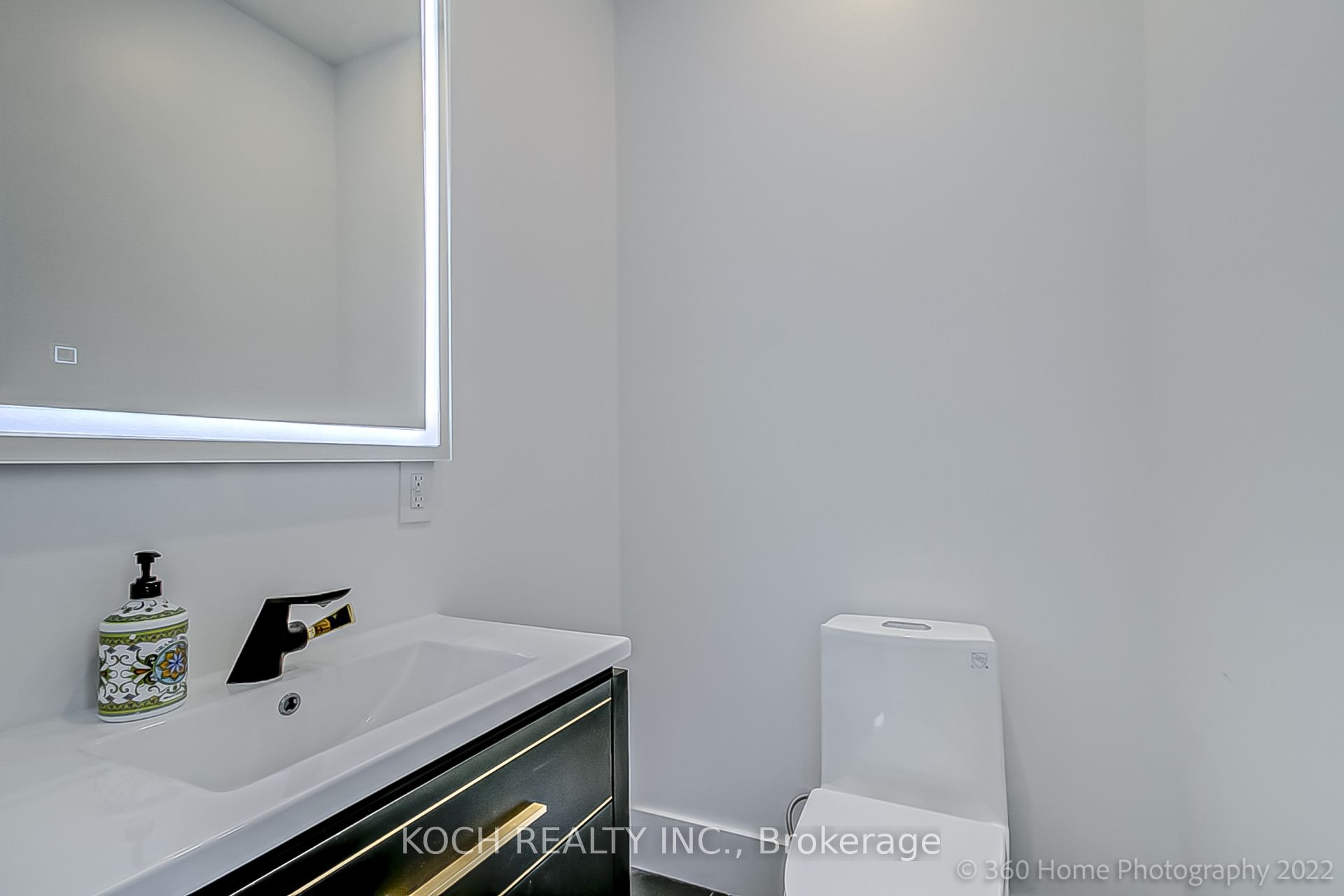 184 Falkirk Street Property Photo 22