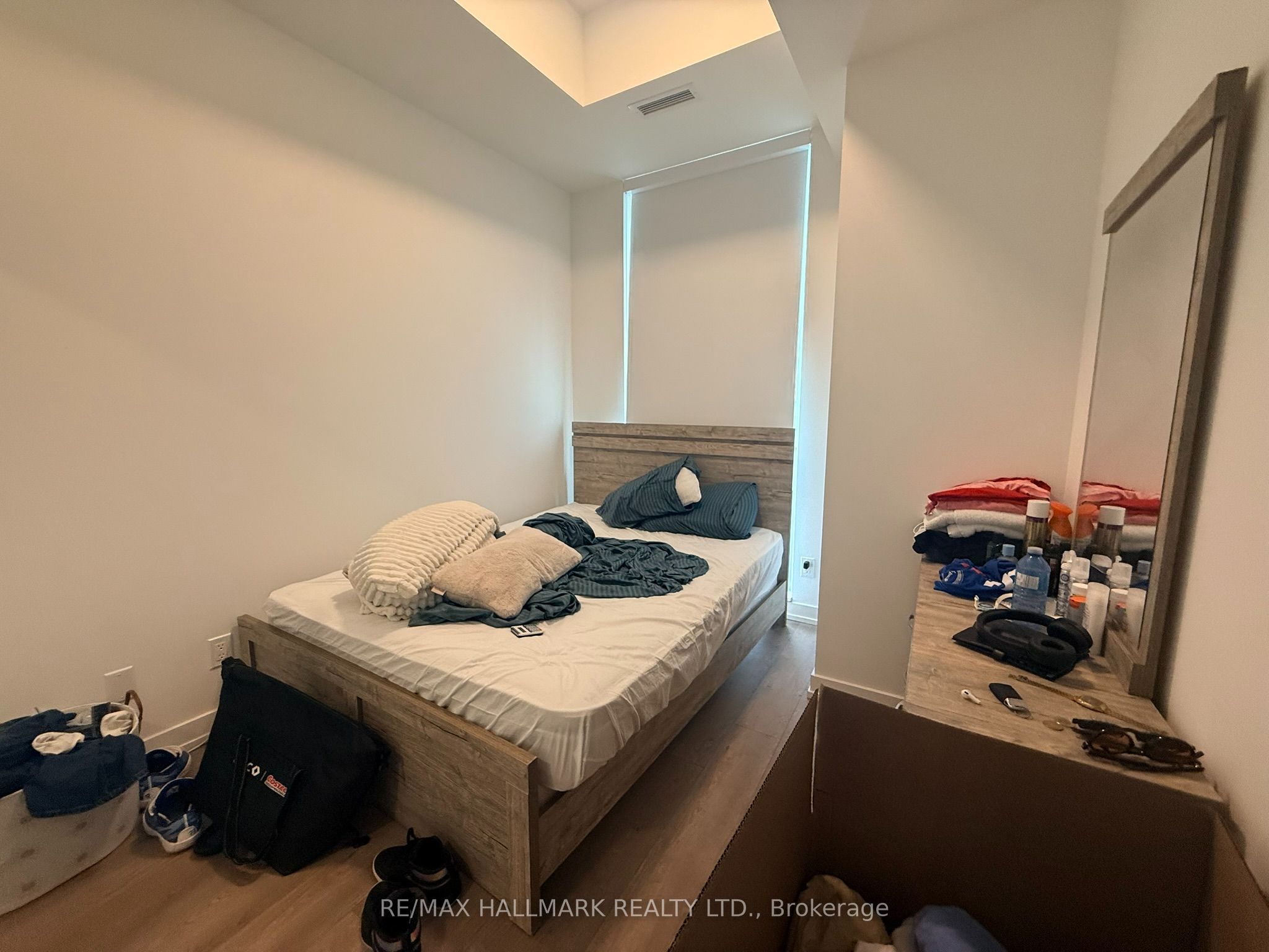 181 Sheppard Avenue E 810 Property Photo 8