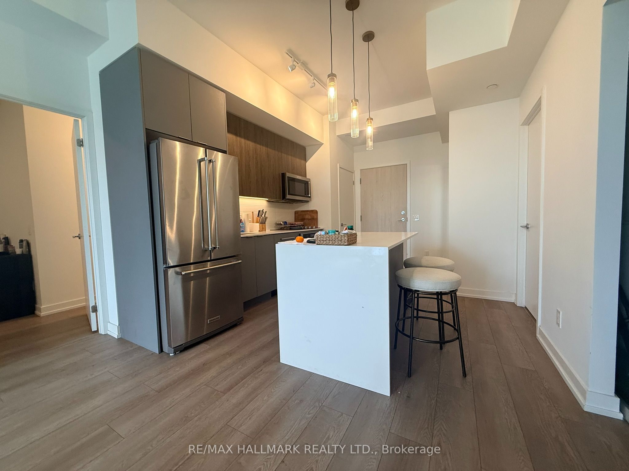 181 Sheppard Avenue E 810 Property Photo 11