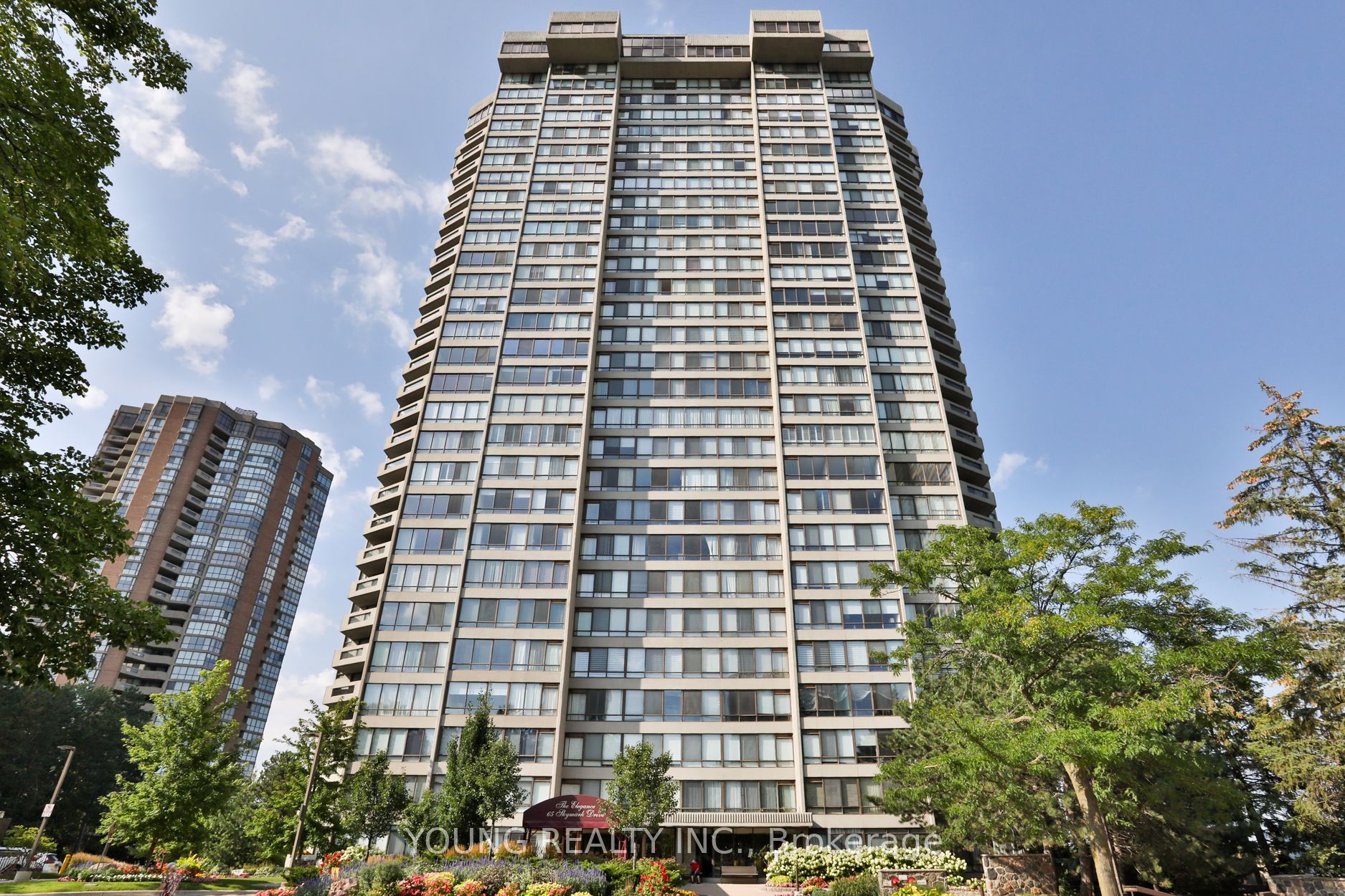 65 Skymark Drive 1406