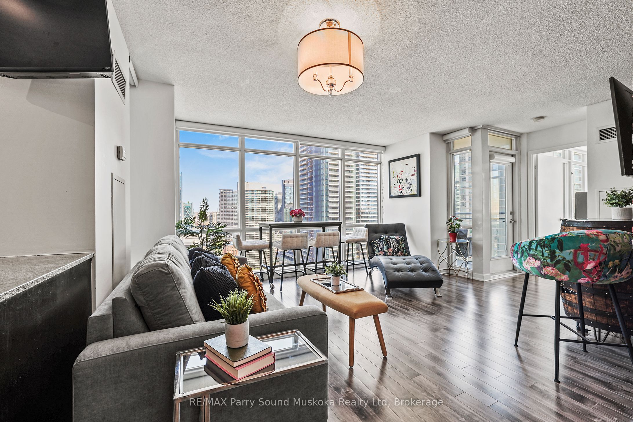 11 Brunel Court Property Photo 3