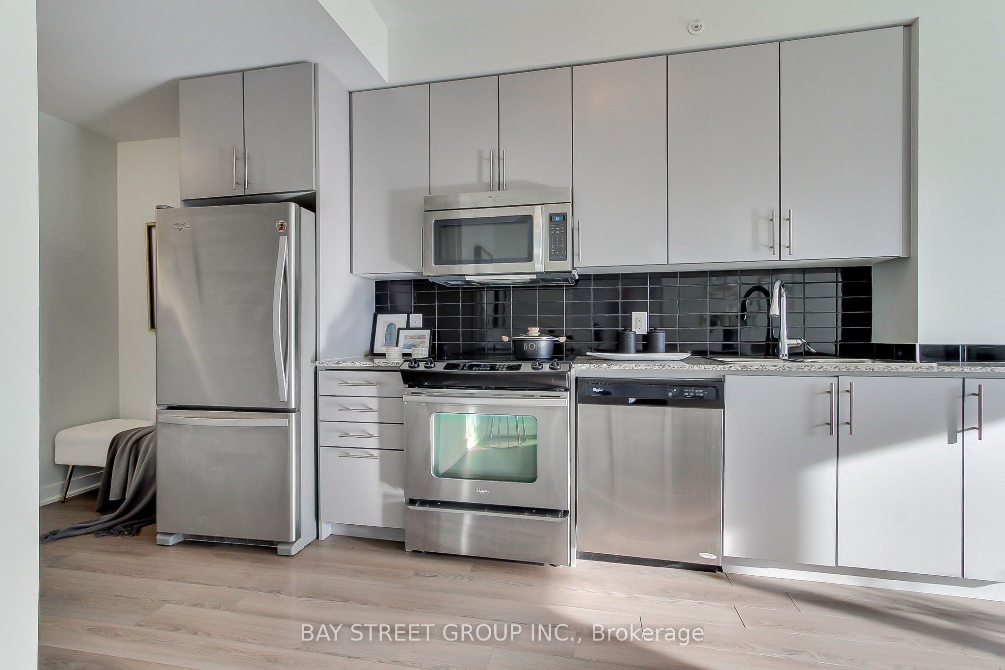60 Berwick Avenue 1212 Property Photo 7