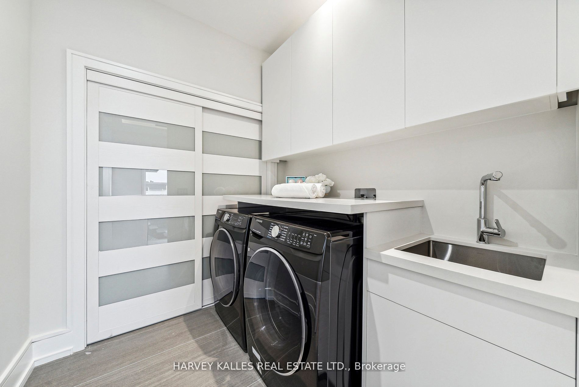 139 Newton Drive Property Photo 14