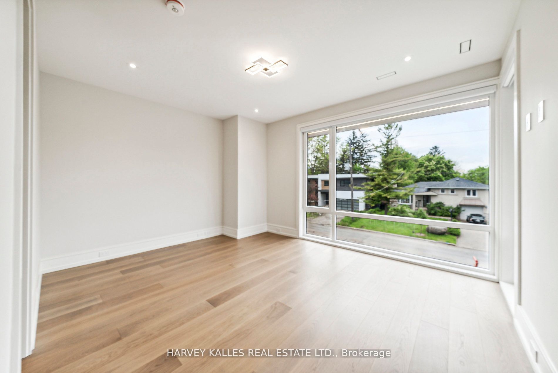 139 Newton Drive Property Photo 23