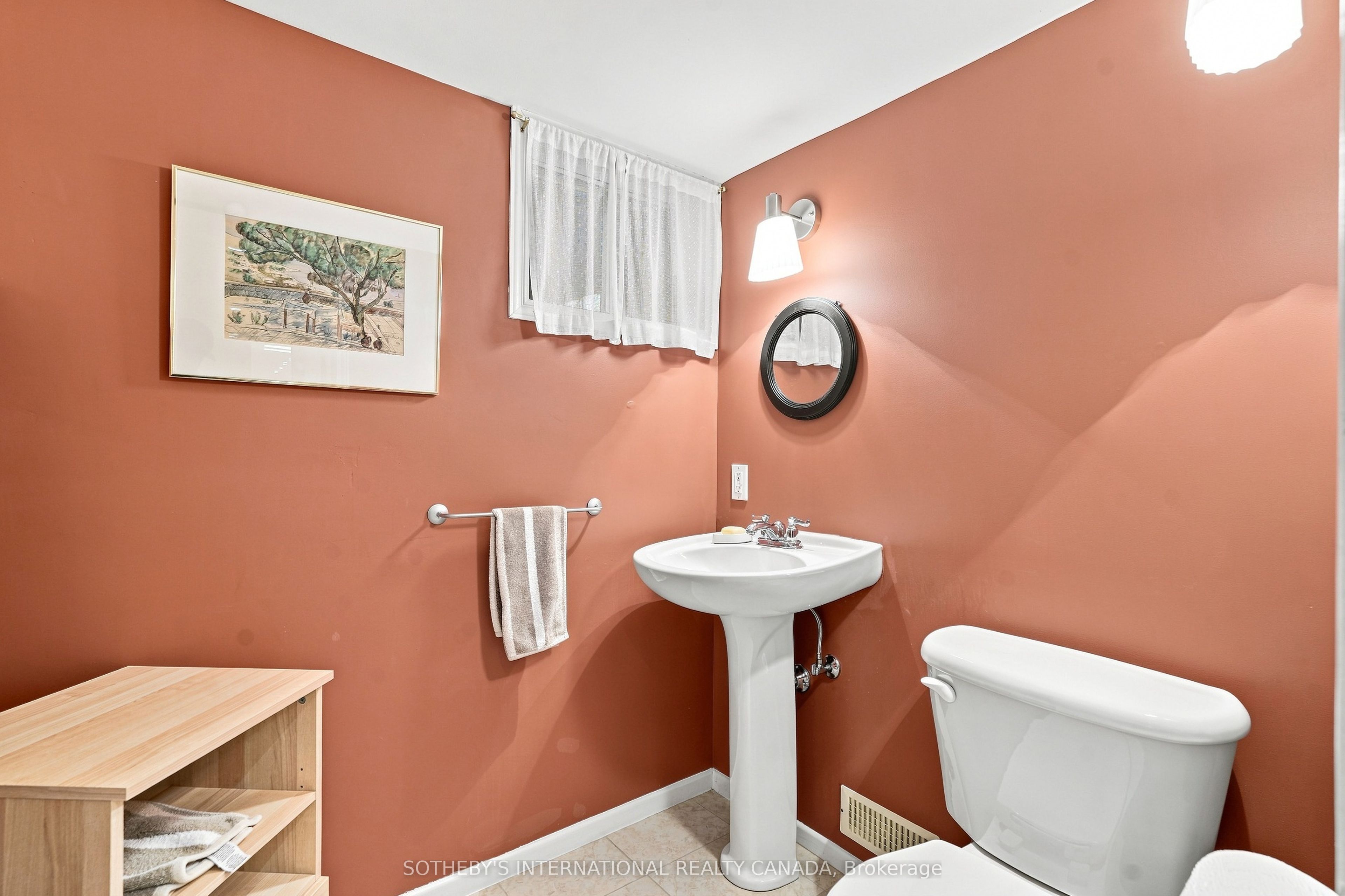 356 Howland Avenue Property Photo 21