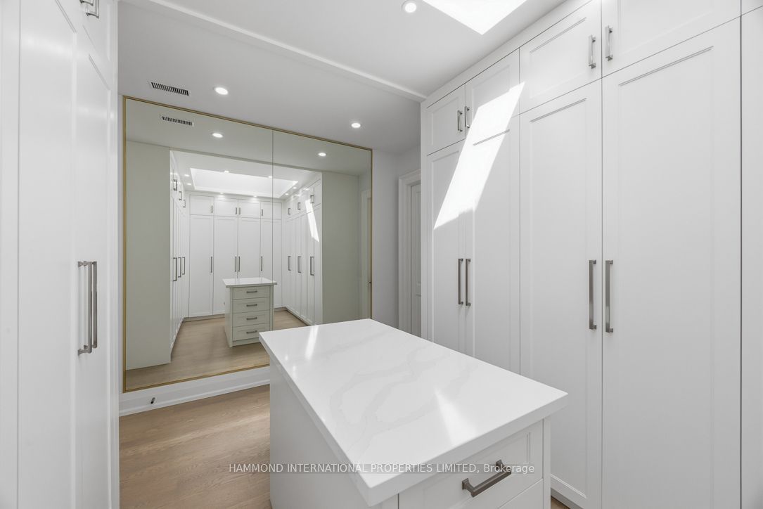 118 Laurentide Drive Property Photo 19