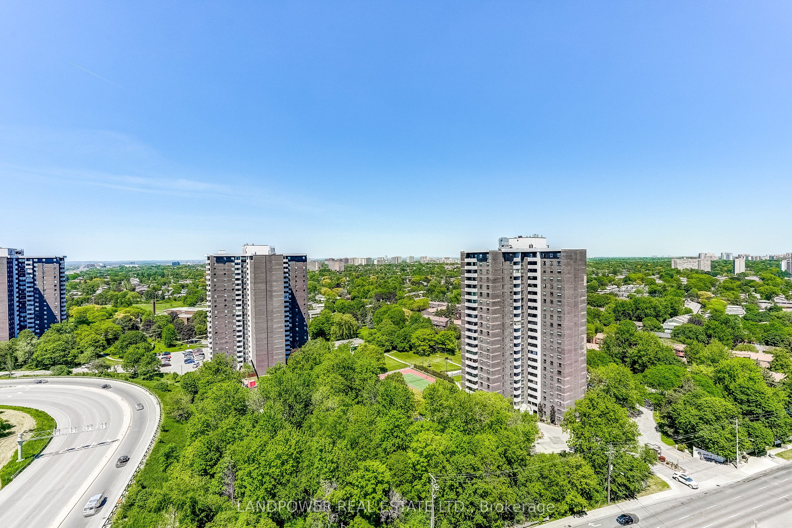 2015 Sheppard Avenue E 2006 Property Photo 26