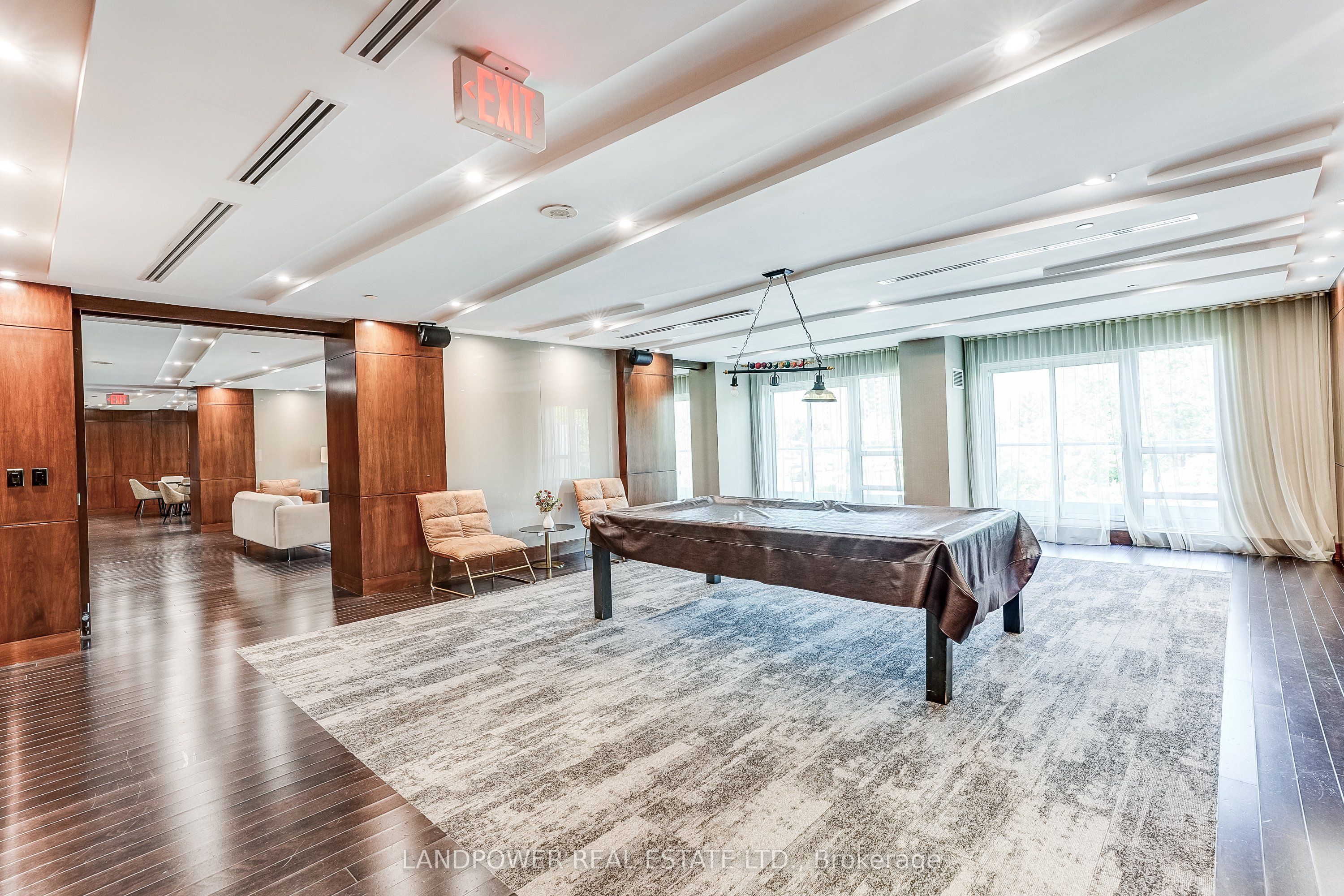 2015 Sheppard Avenue E 2006 Property Photo 30