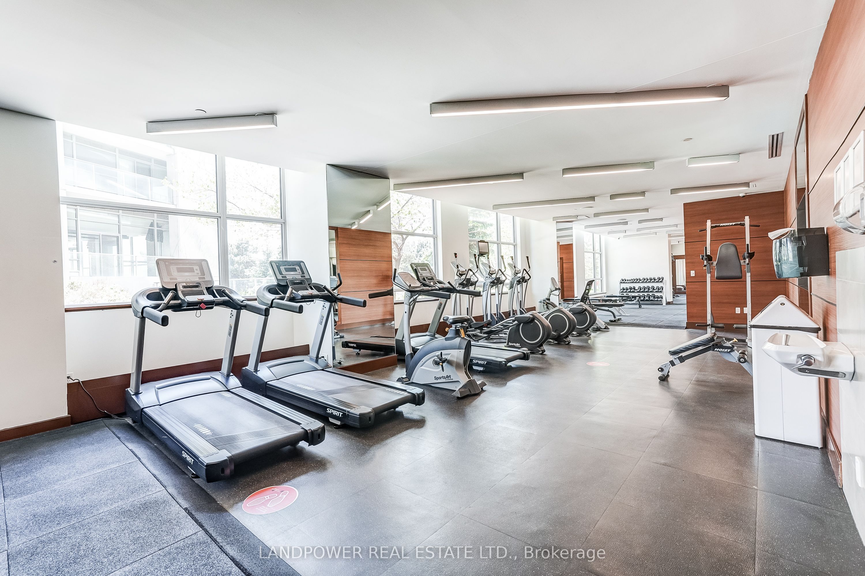 2015 Sheppard Avenue E 2006 Property Photo 35