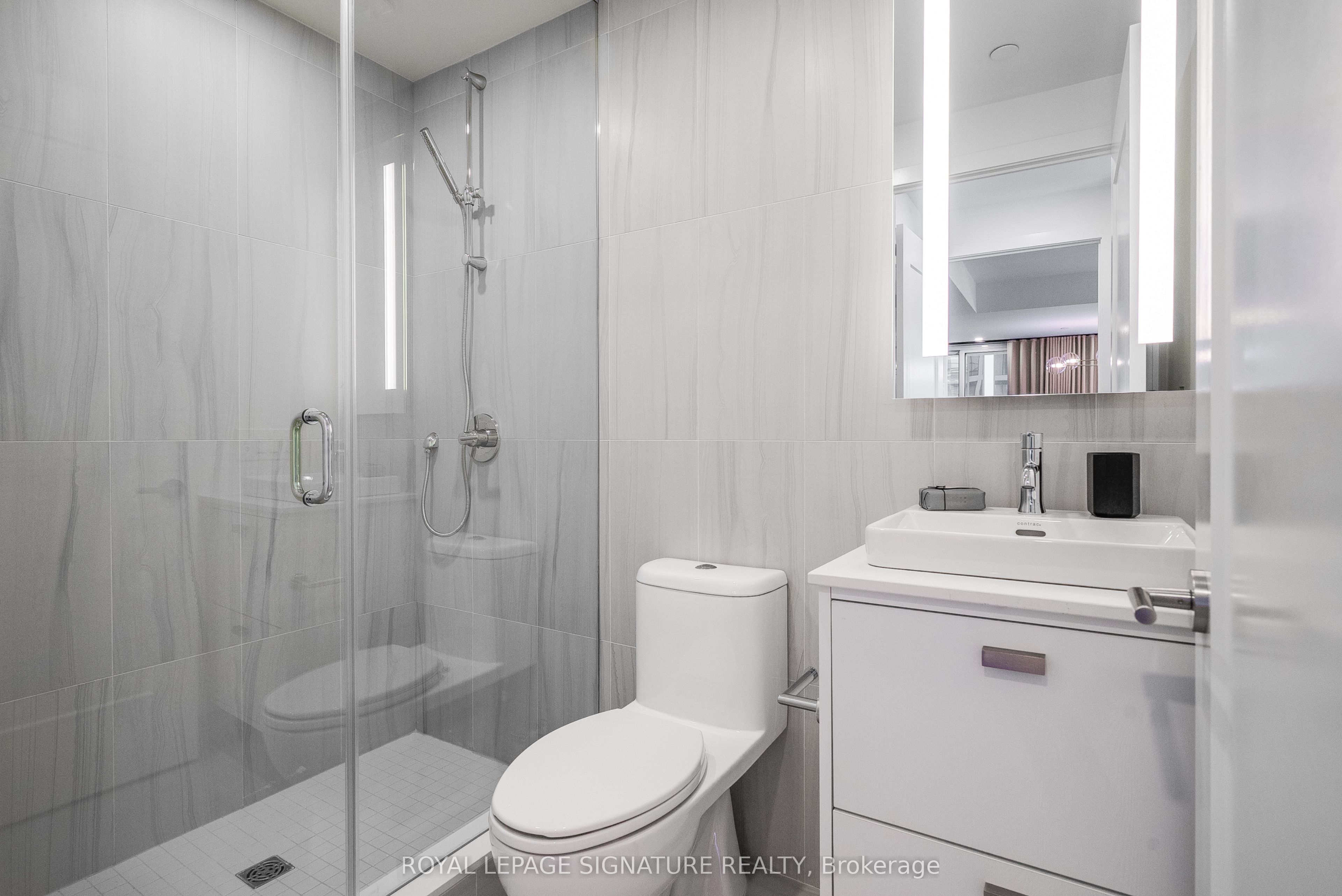 115 Denison Avenue 613 Property Photo 21