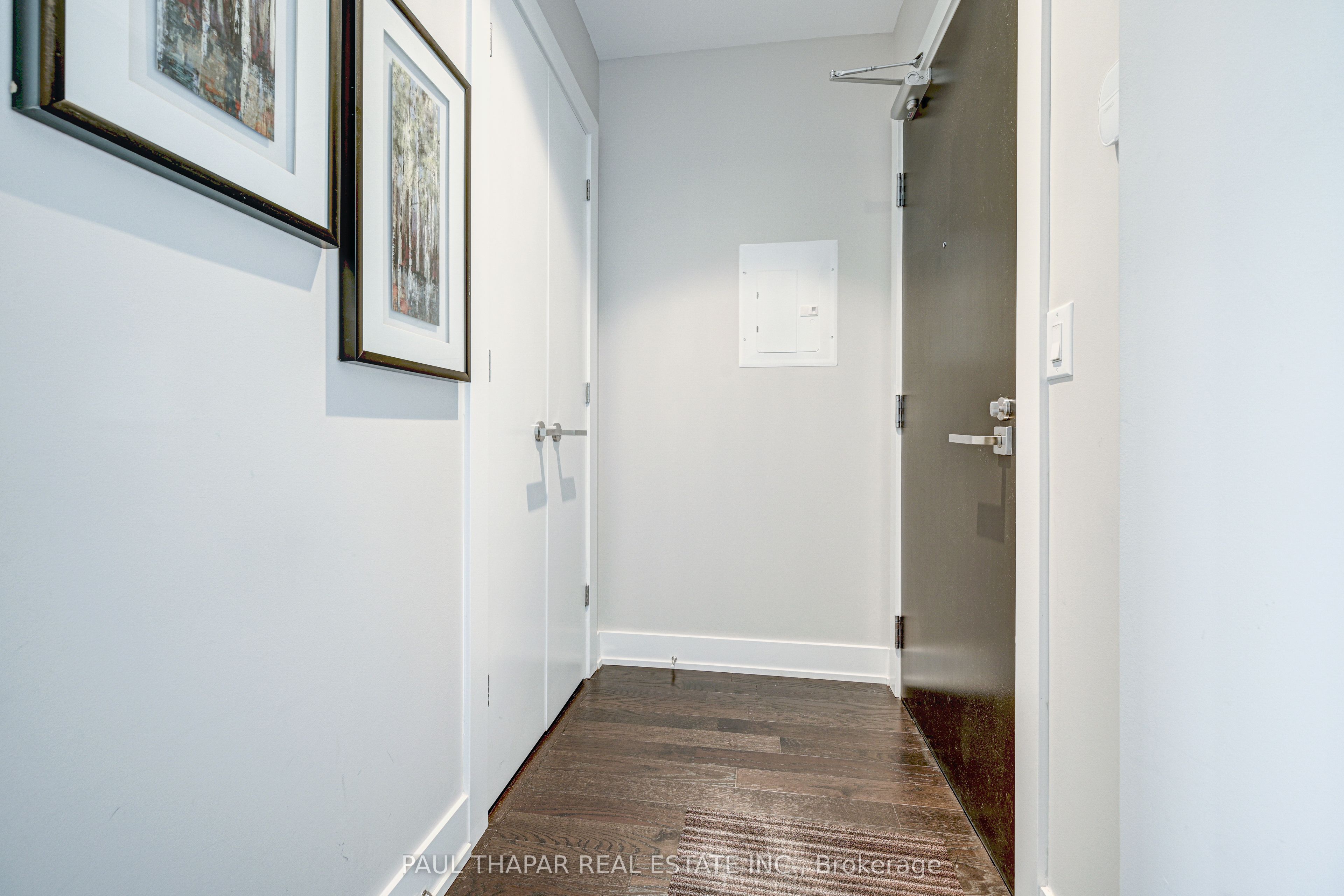 3018 Yonge Street 1114 Property Photo 2