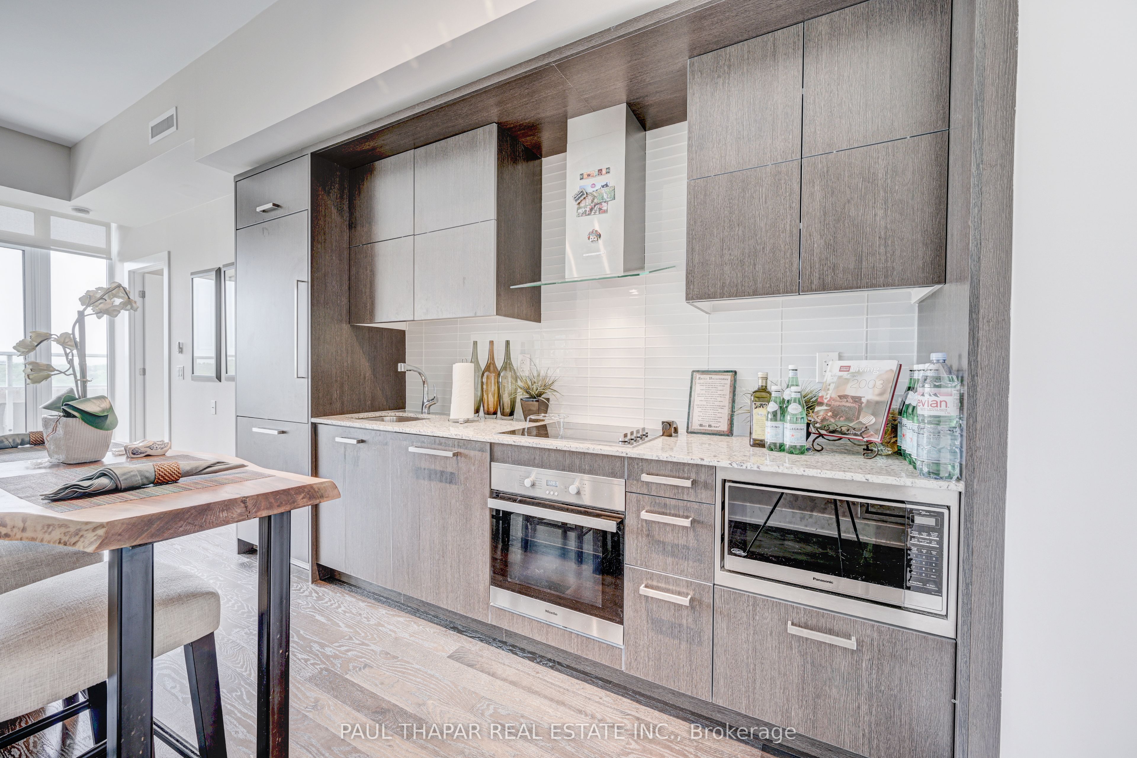 3018 Yonge Street 1114 Property Photo 7
