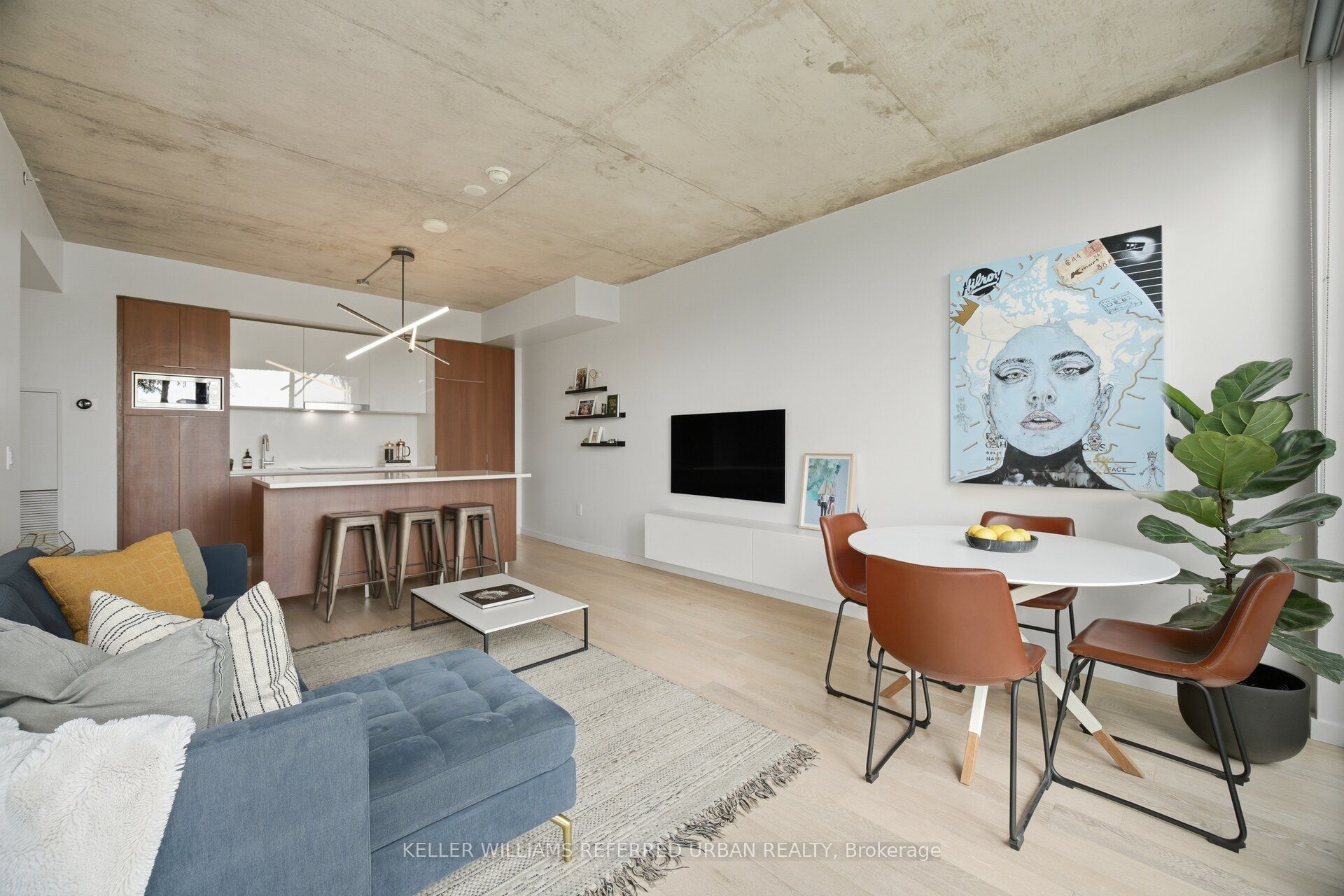 170 Bayview Avenue Th105