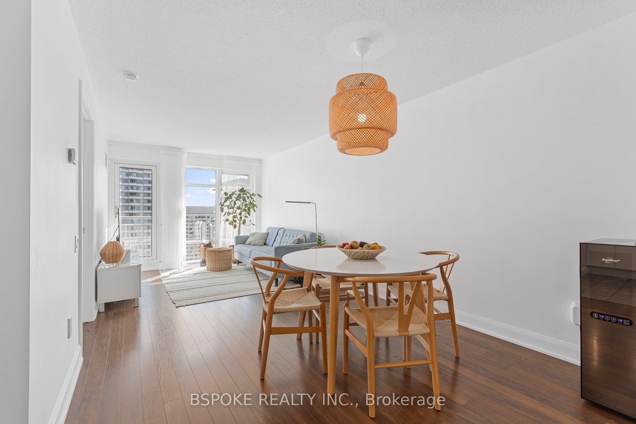 2191 Yonge Street 3012 Property Photo 3