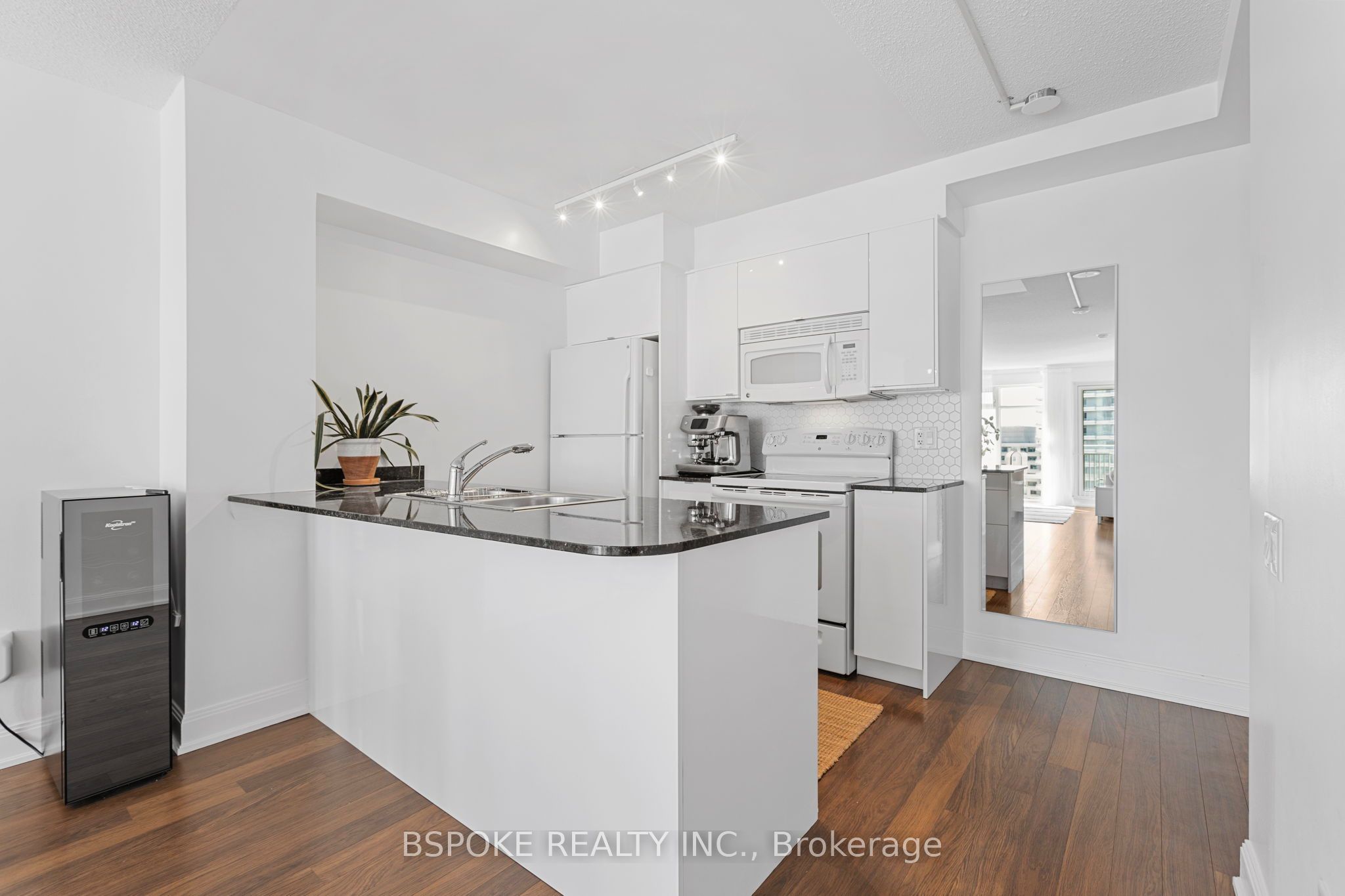 2191 Yonge Street 3012 Property Photo 5