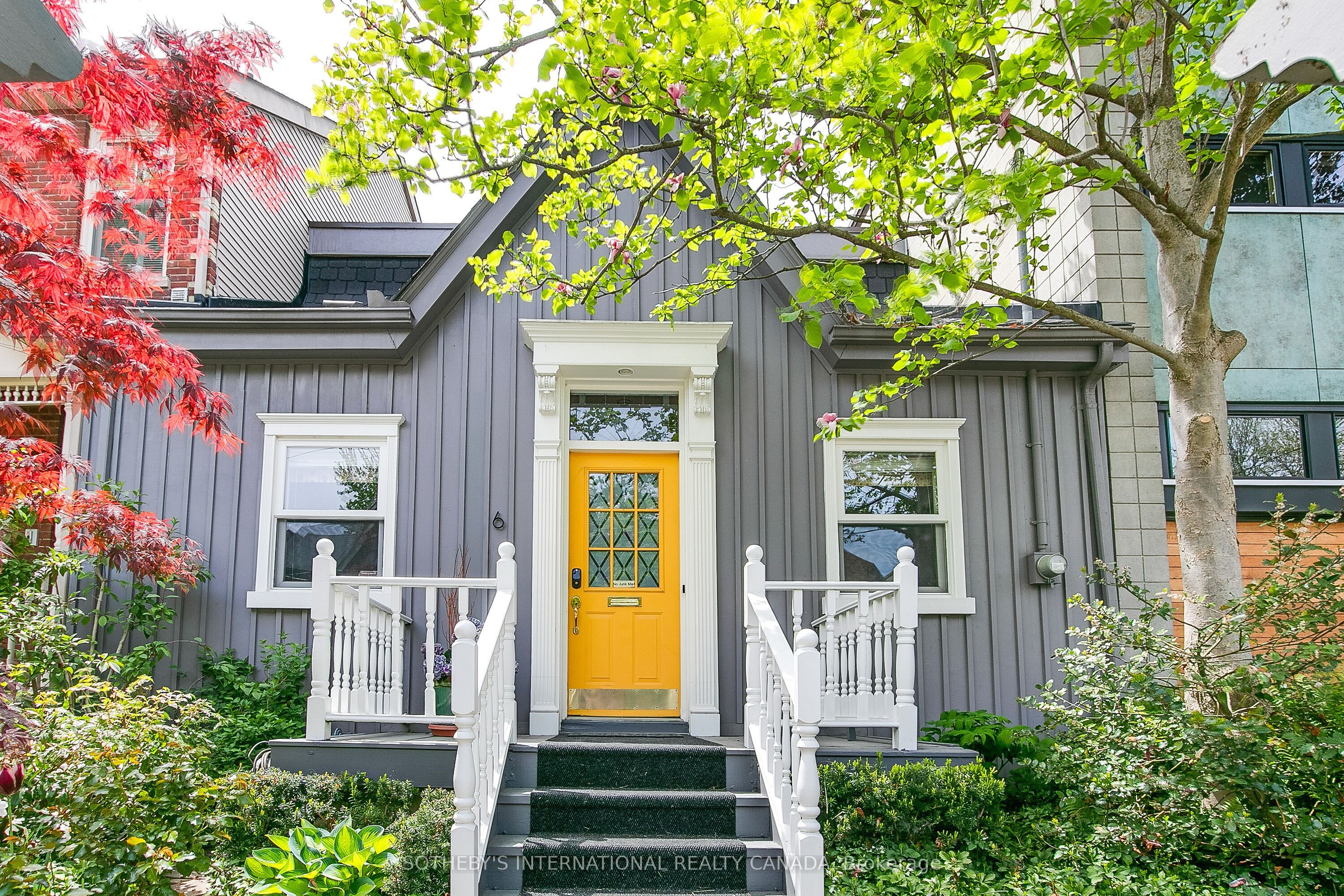 6 Bowman Street