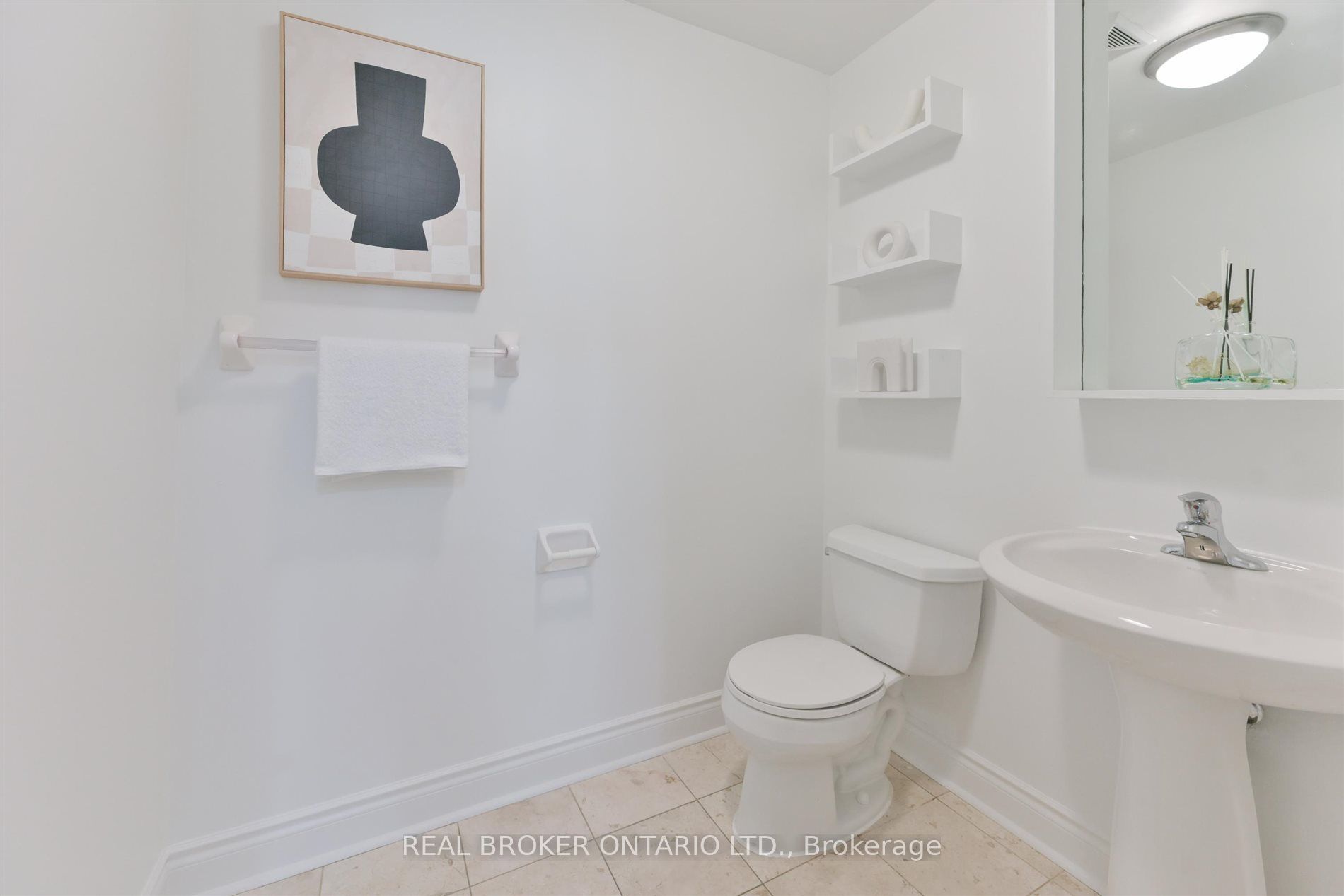 70 Byng Avenue 24 Property Photo 10