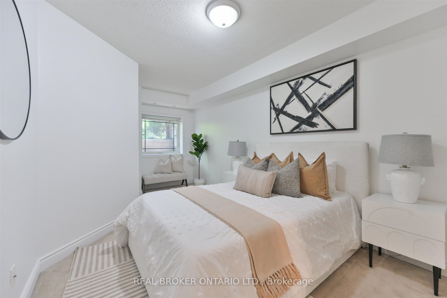 70 Byng Avenue 24 Property Photo 12
