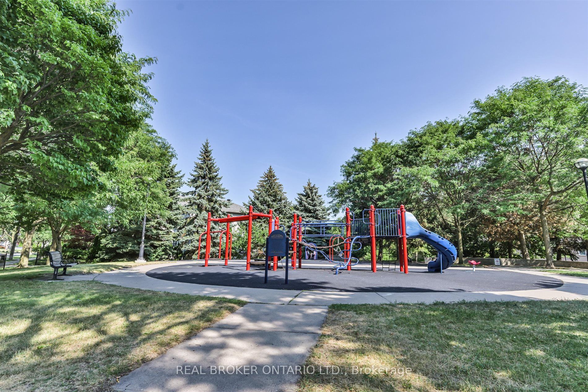 70 Byng Avenue 24 Property Photo 31