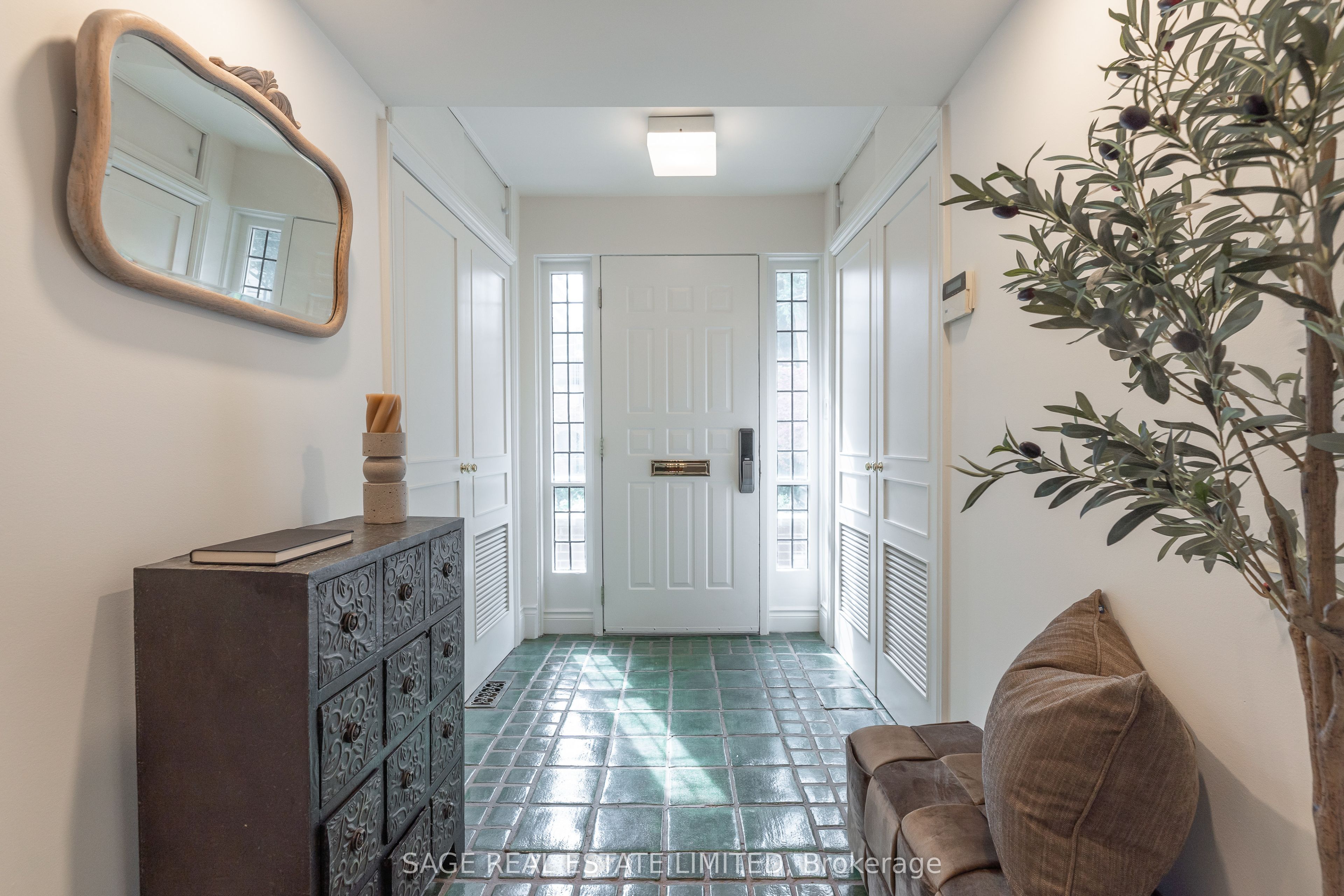 43 Oriole Road Property Photo 2