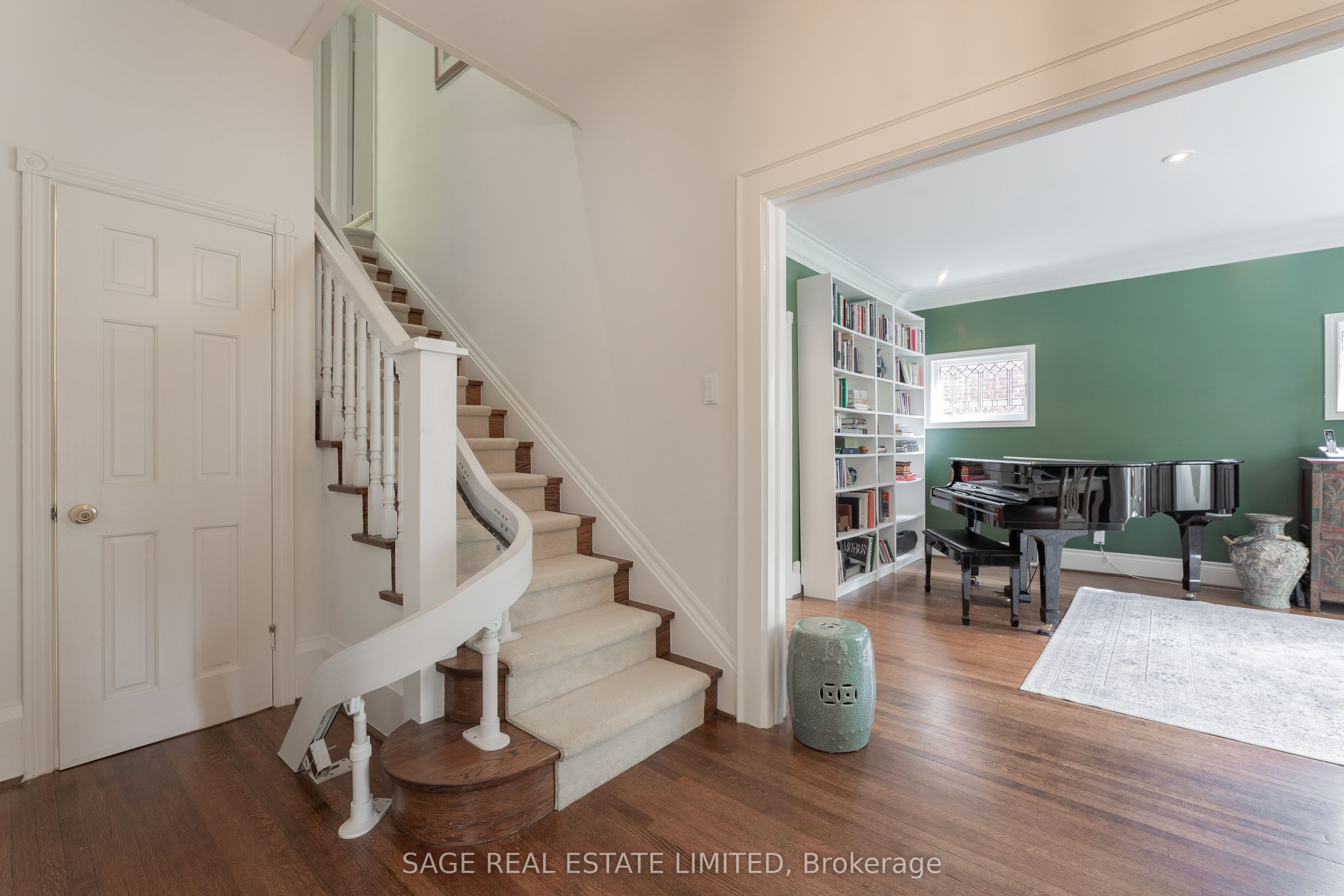 43 Oriole Road Property Photo 4