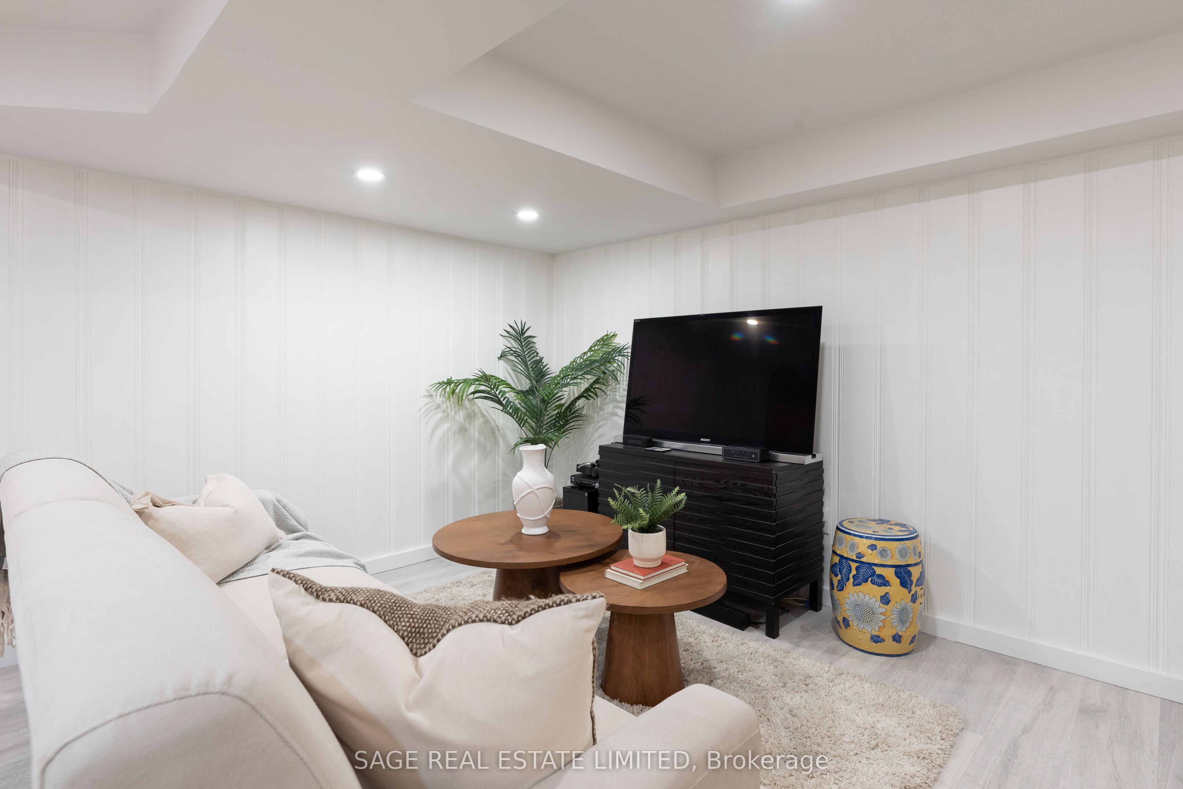43 Oriole Road Property Photo 36
