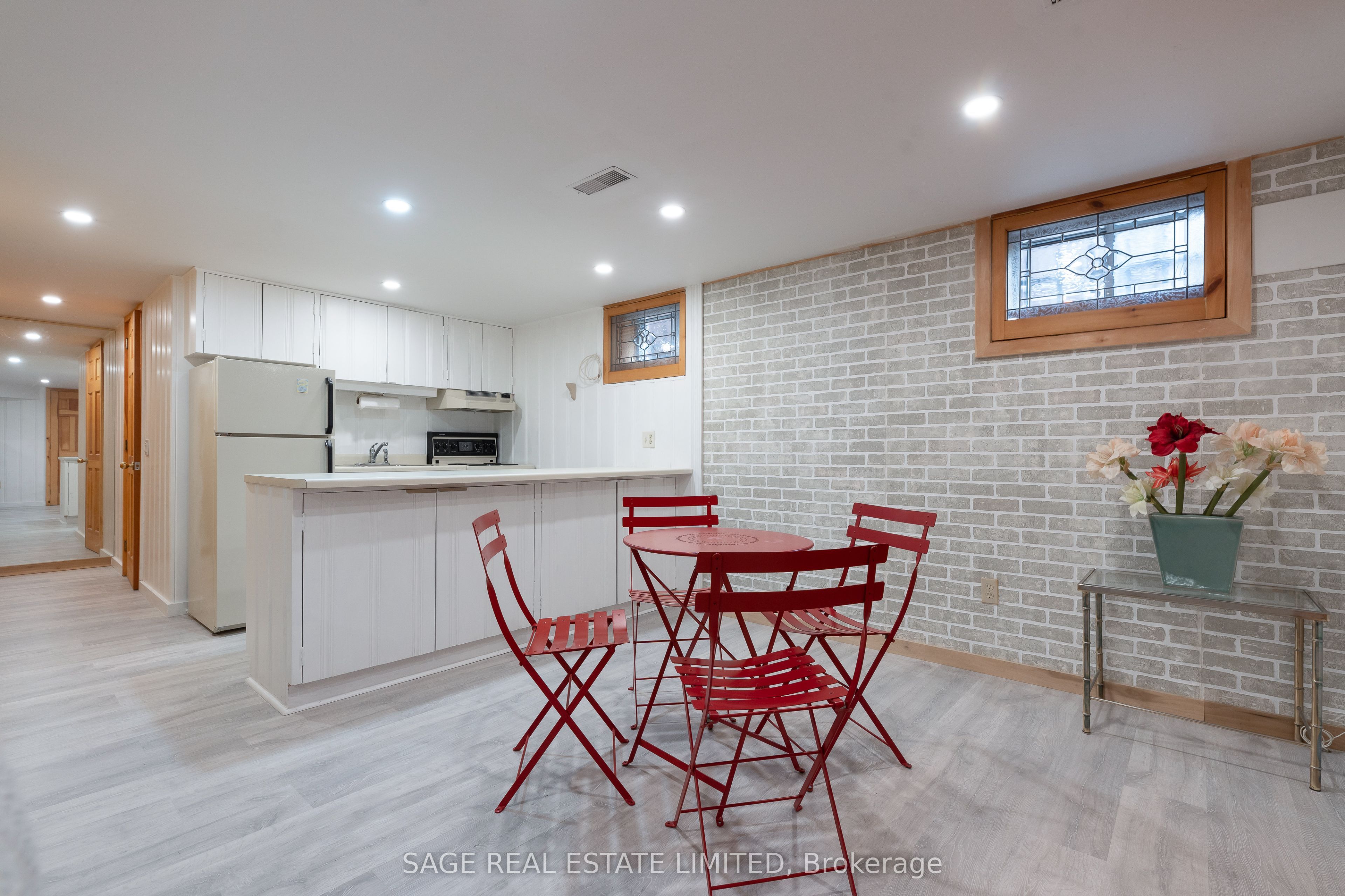 43 Oriole Road Property Photo 40
