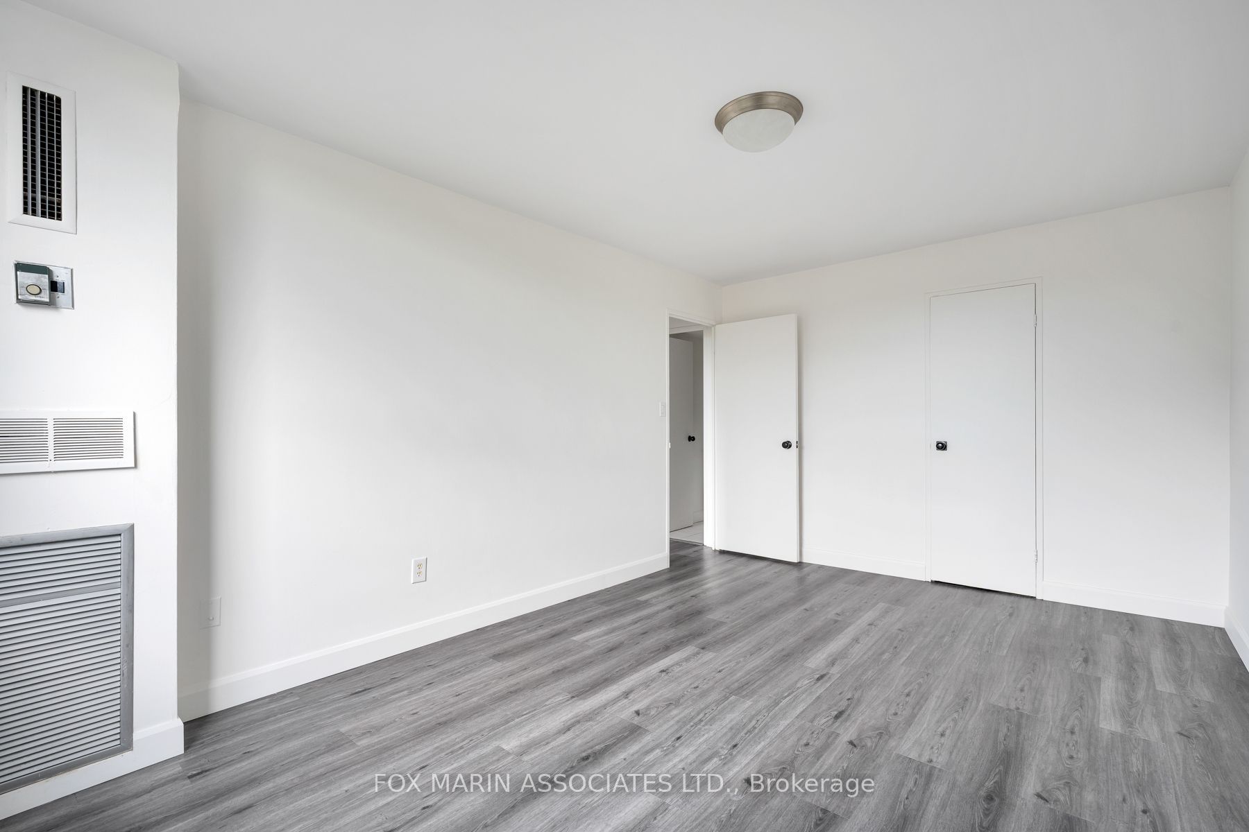 20 Edgecliff Golfway 312 Property Photo 14